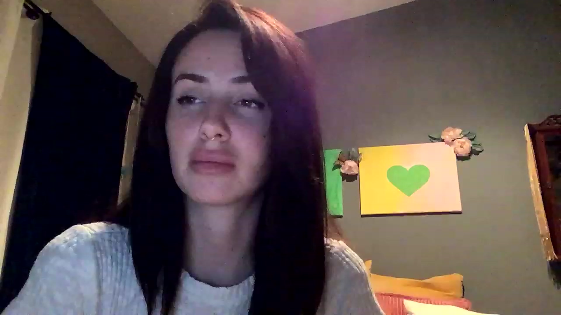 Gallery image thumbnail from Sarah_autumns's myfreecams stream on, 04/24/2023, 04:13 image 5 of 20