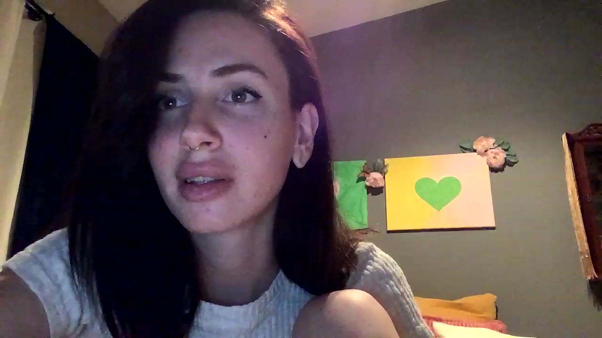 Gallery image thumbnail from Sarah_autumns's myfreecams stream on, 04/24/2023, 04:13 image 15 of 20