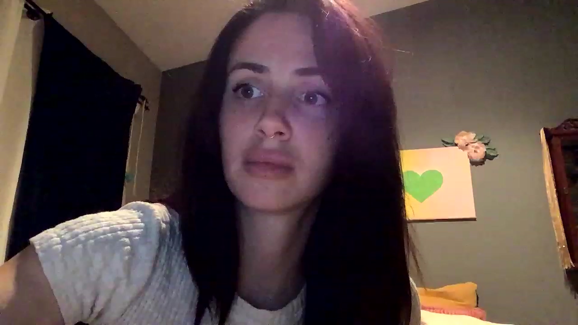 Gallery image thumbnail from Sarah_autumns's myfreecams stream on, 04/24/2023, 04:13 image 2 of 20