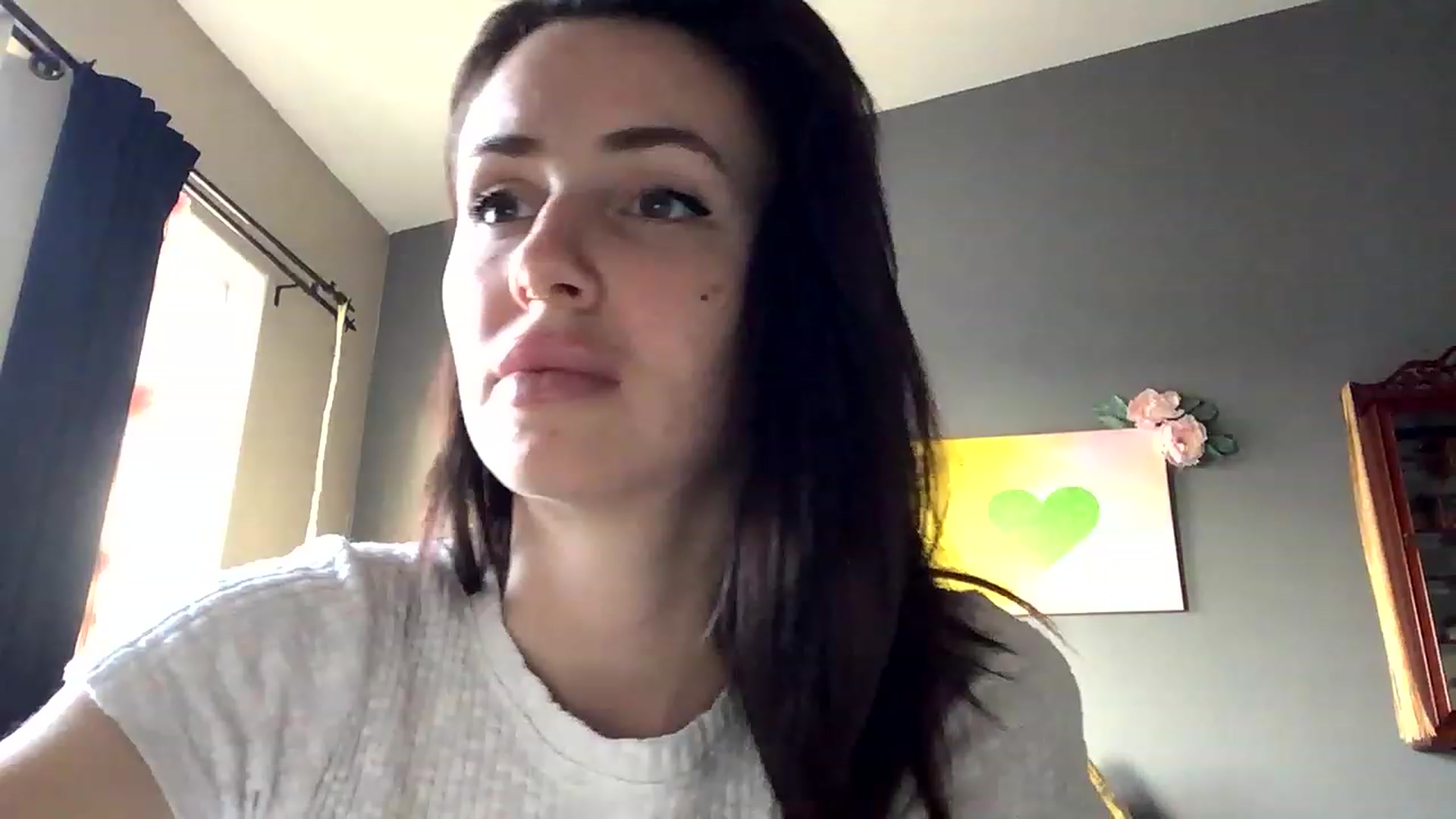 Gallery image thumbnail from Sarah_autumns's myfreecams stream on, 04/25/2023, 02:44 image 1 of 20