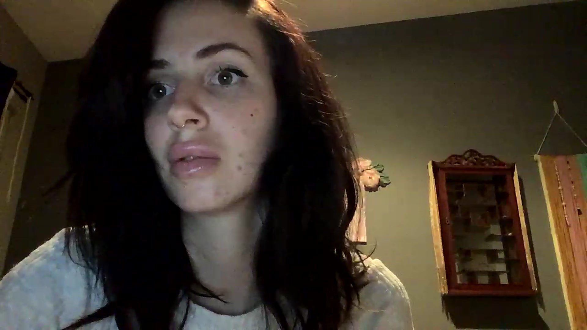 Gallery image thumbnail from Sarah_autumns's myfreecams stream on, 05/02/2023, 06:12 image 18 of 20