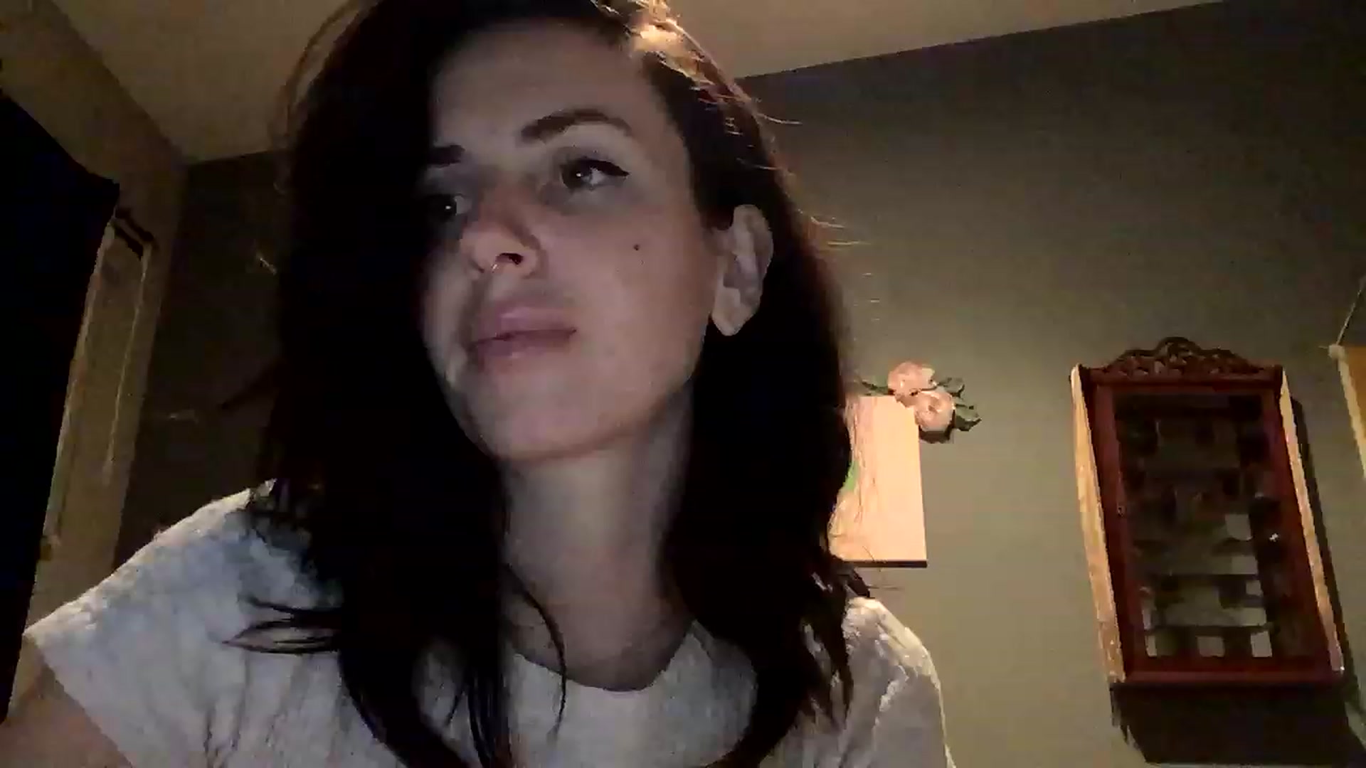 Gallery image thumbnail from Sarah_autumns's myfreecams stream on, 05/02/2023, 06:12 image 1 of 20