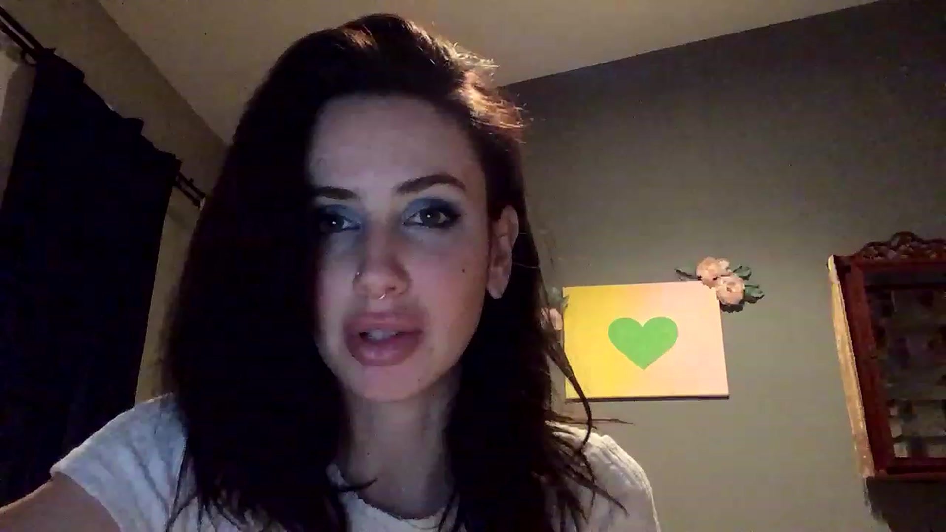 Gallery image thumbnail from Sarah_autumns's myfreecams stream on, 05/08/2023, 05:41 image 10 of 20
