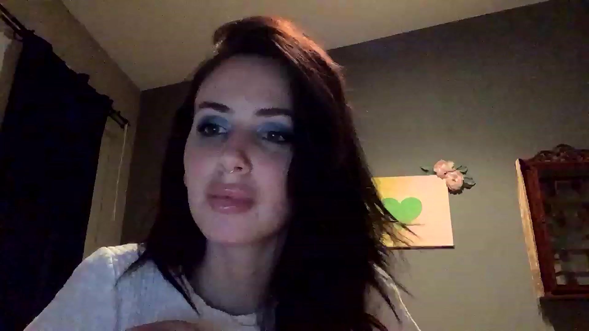 Gallery image thumbnail from Sarah_autumns's myfreecams stream on, 05/08/2023, 05:41 image 7 of 20