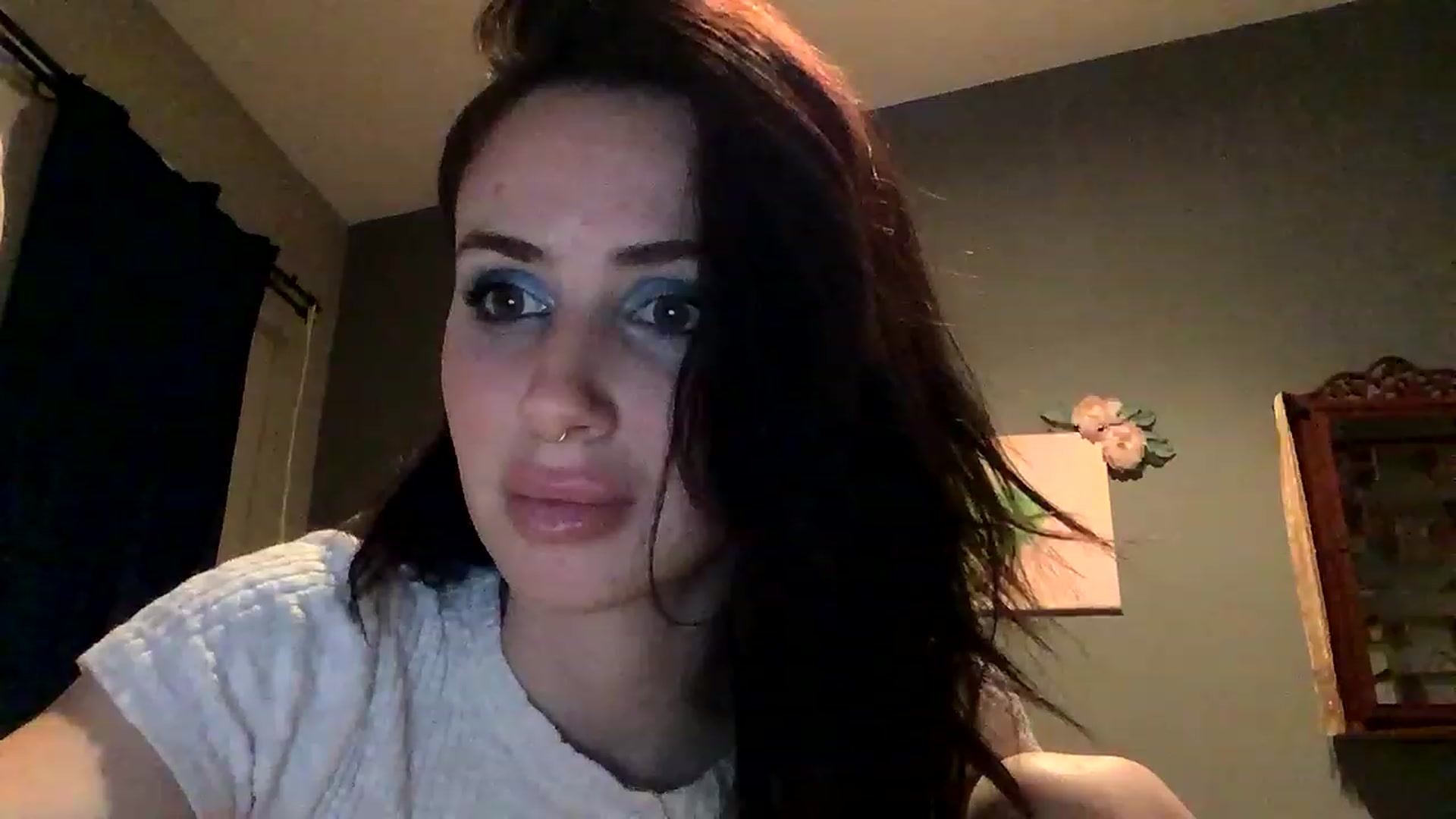 Gallery image thumbnail from Sarah_autumns's myfreecams stream on, 05/08/2023, 05:41 image 3 of 20