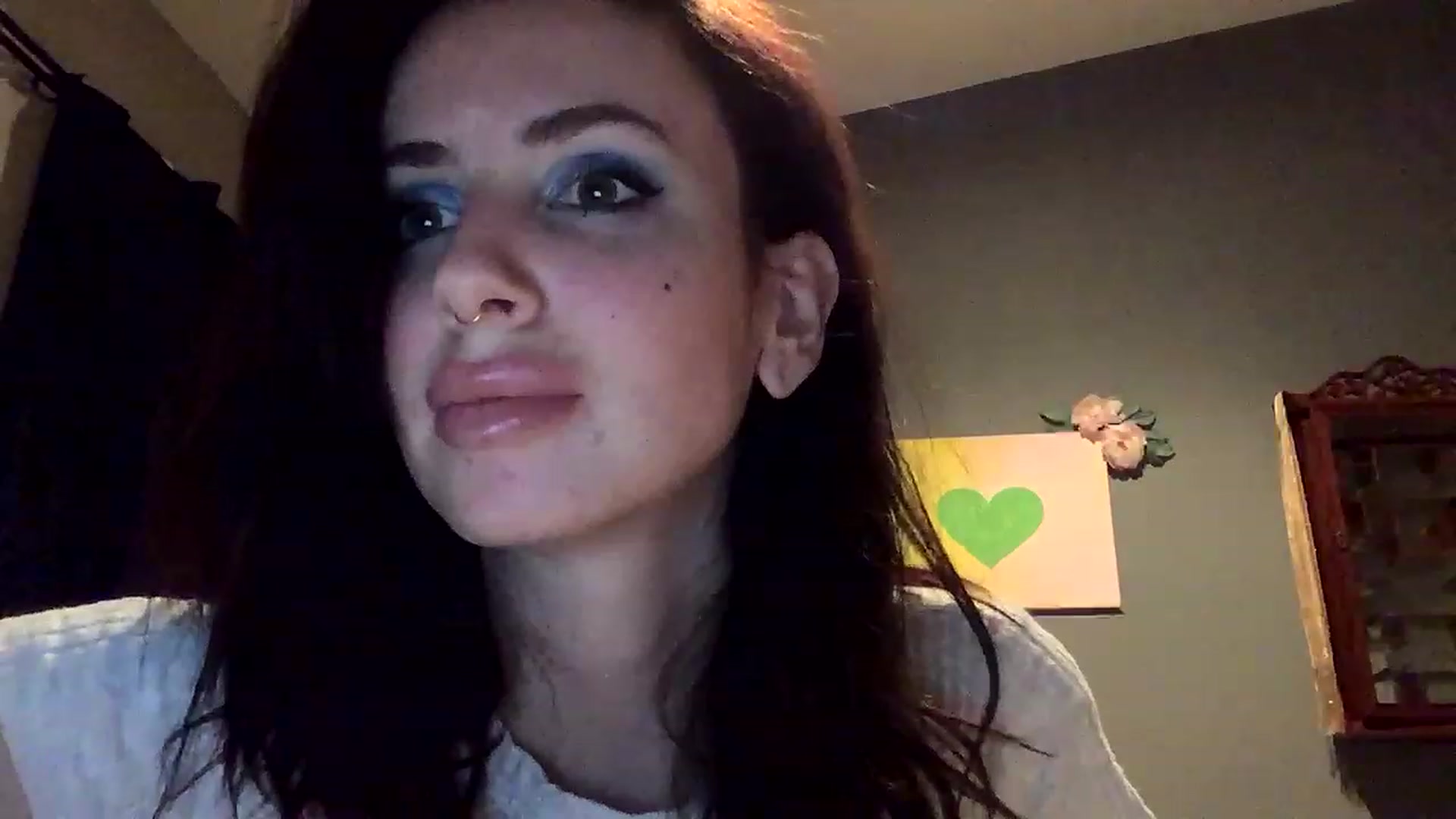 Gallery image thumbnail from Sarah_autumns's myfreecams stream on, 05/08/2023, 05:41 image 16 of 20