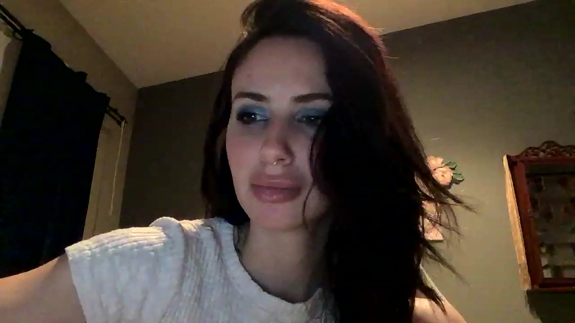 Gallery image thumbnail from Sarah_autumns's myfreecams stream on, 05/08/2023, 05:41 image 5 of 20