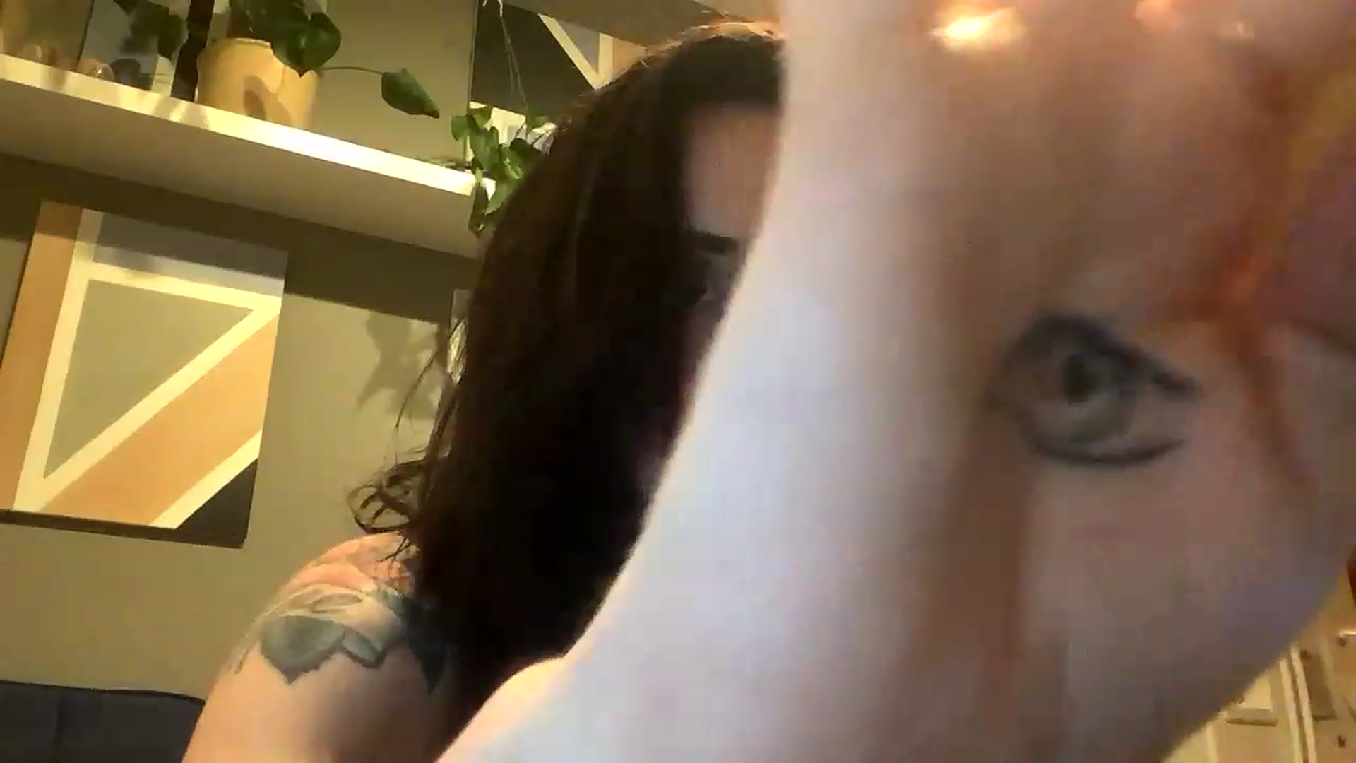 Gallery image thumbnail from Sarah_autumns's myfreecams stream on, 05/09/2023, 05:01 image 18 of 20