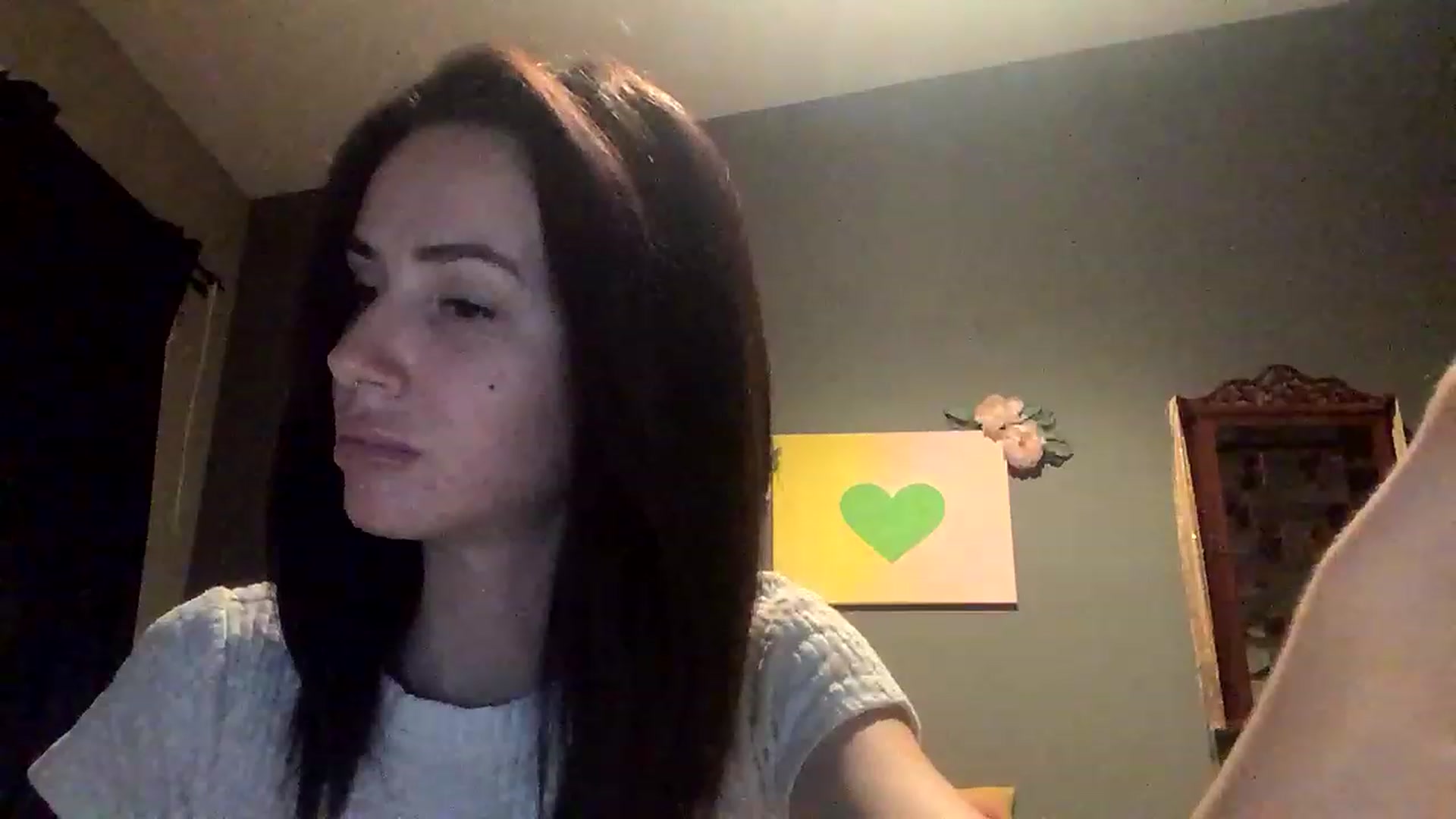 Gallery image thumbnail from Sarah_autumns's myfreecams stream on, 05/10/2023, 05:55 image 18 of 20