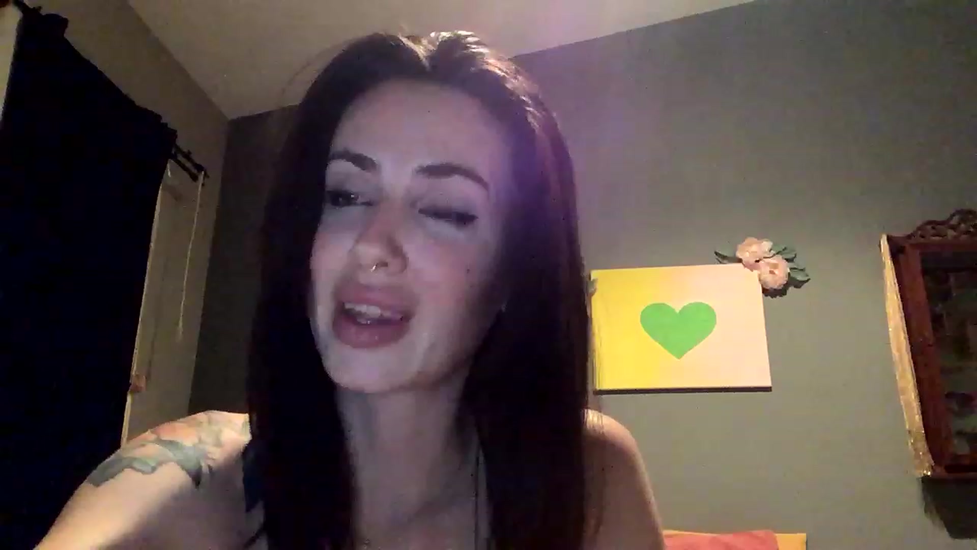 Gallery image thumbnail from Sarah_autumns's myfreecams stream on, 05/23/2023, 06:59 image 14 of 20