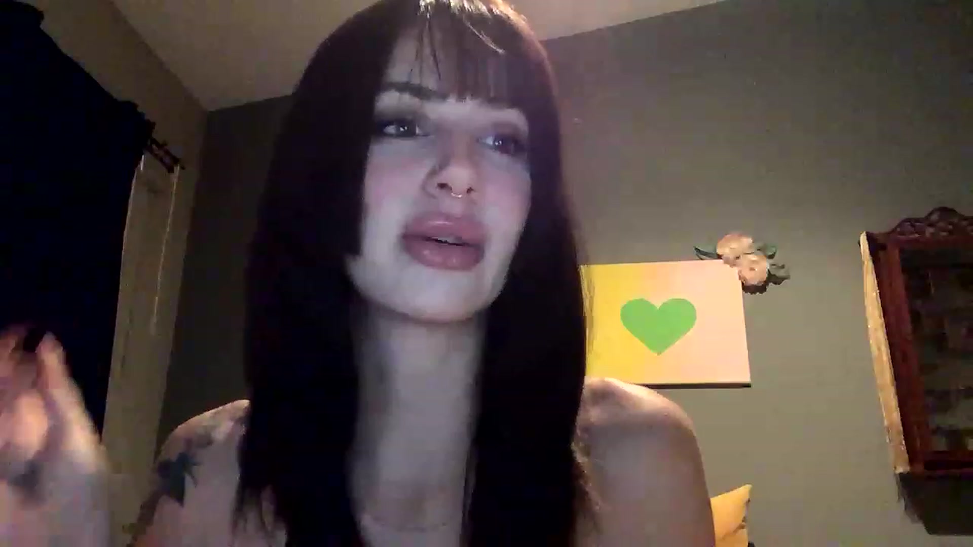 Gallery image thumbnail from Sarah_autumns's myfreecams stream on, 06/02/2023, 06:41 image 8 of 20