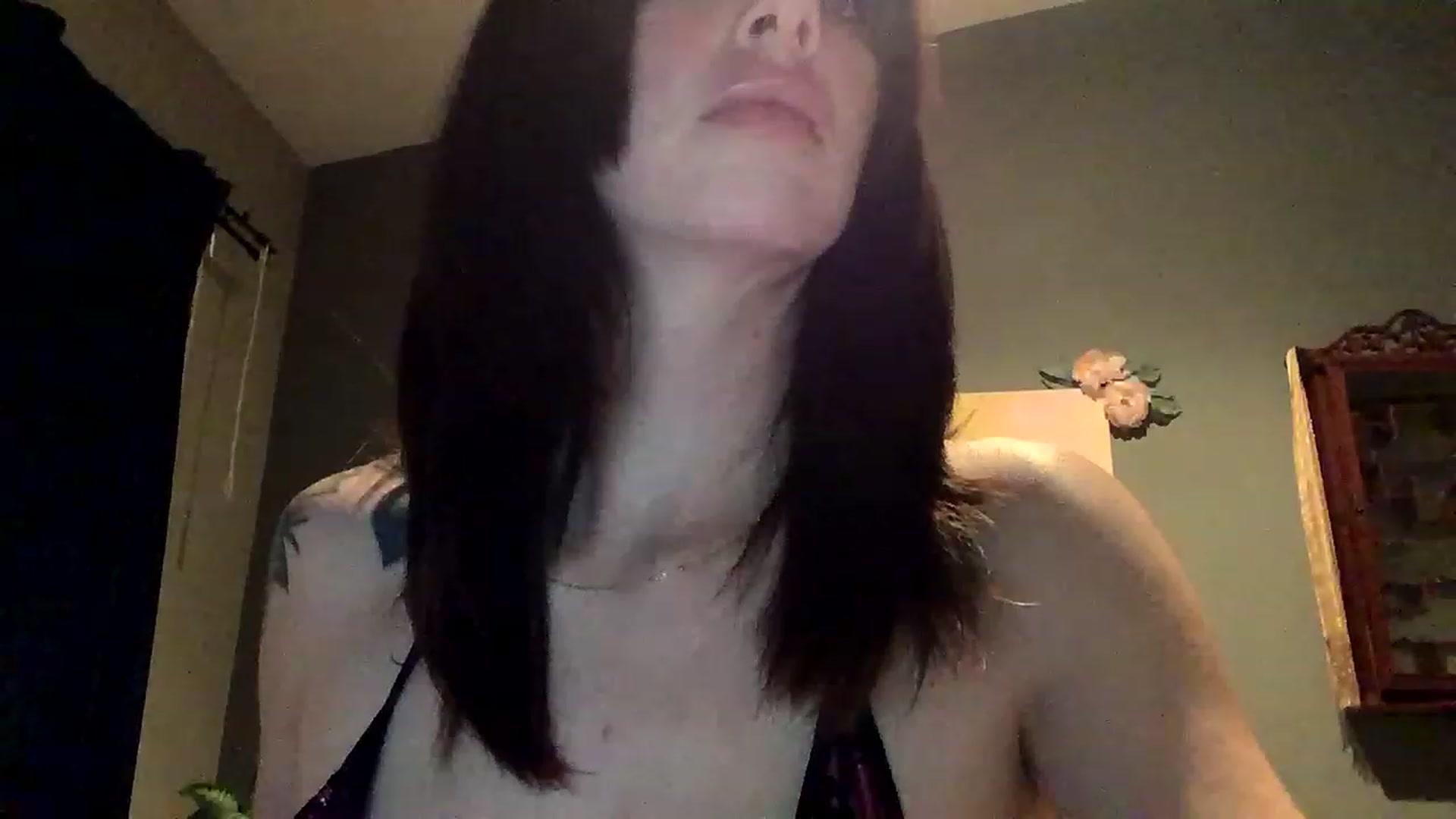 Gallery image thumbnail from Sarah_autumns's myfreecams stream on, 06/02/2023, 06:41 image 16 of 20