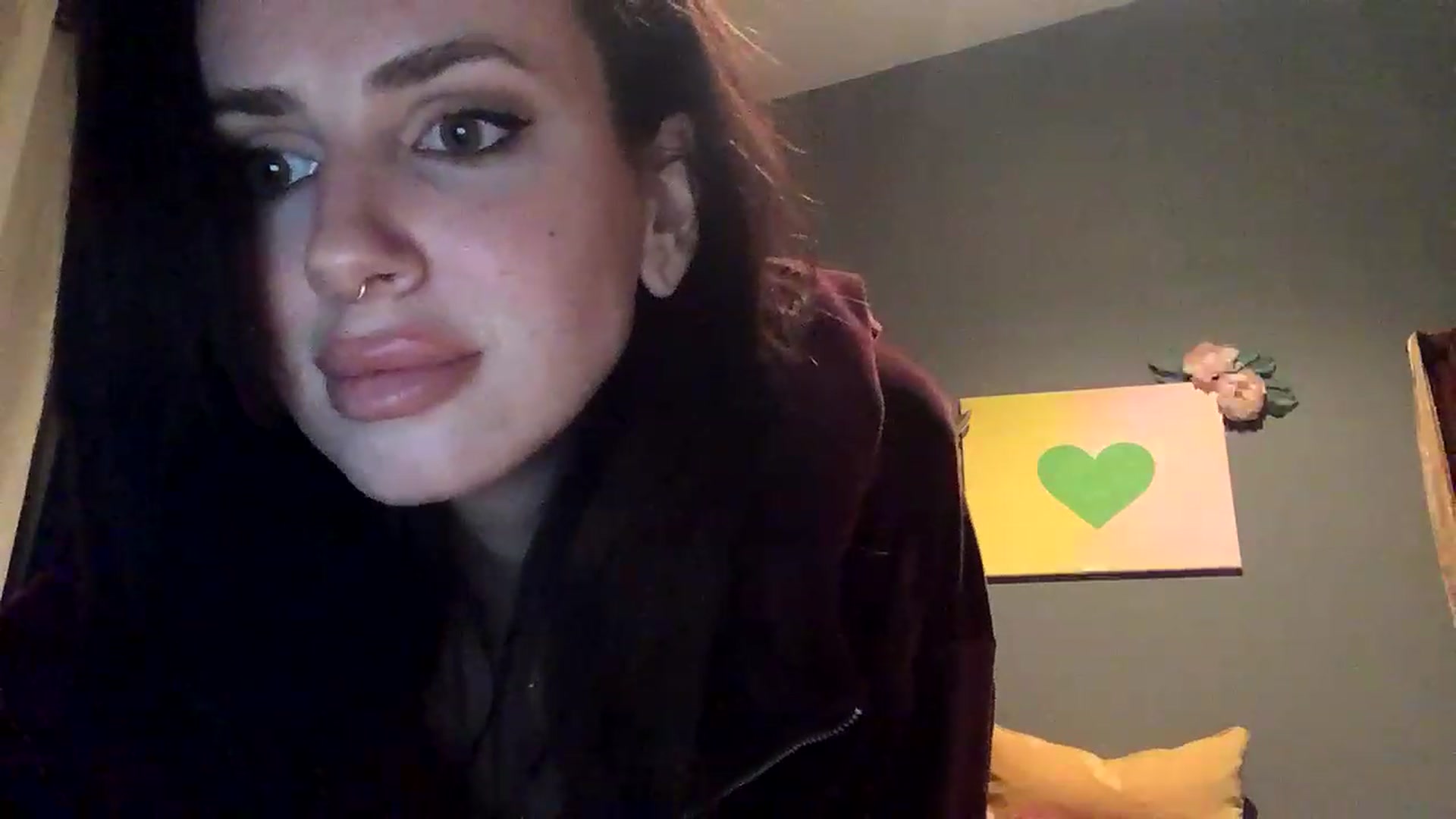 Gallery image thumbnail from Sarah_autumns's myfreecams stream on, 06/04/2023, 06:24 image 20 of 20