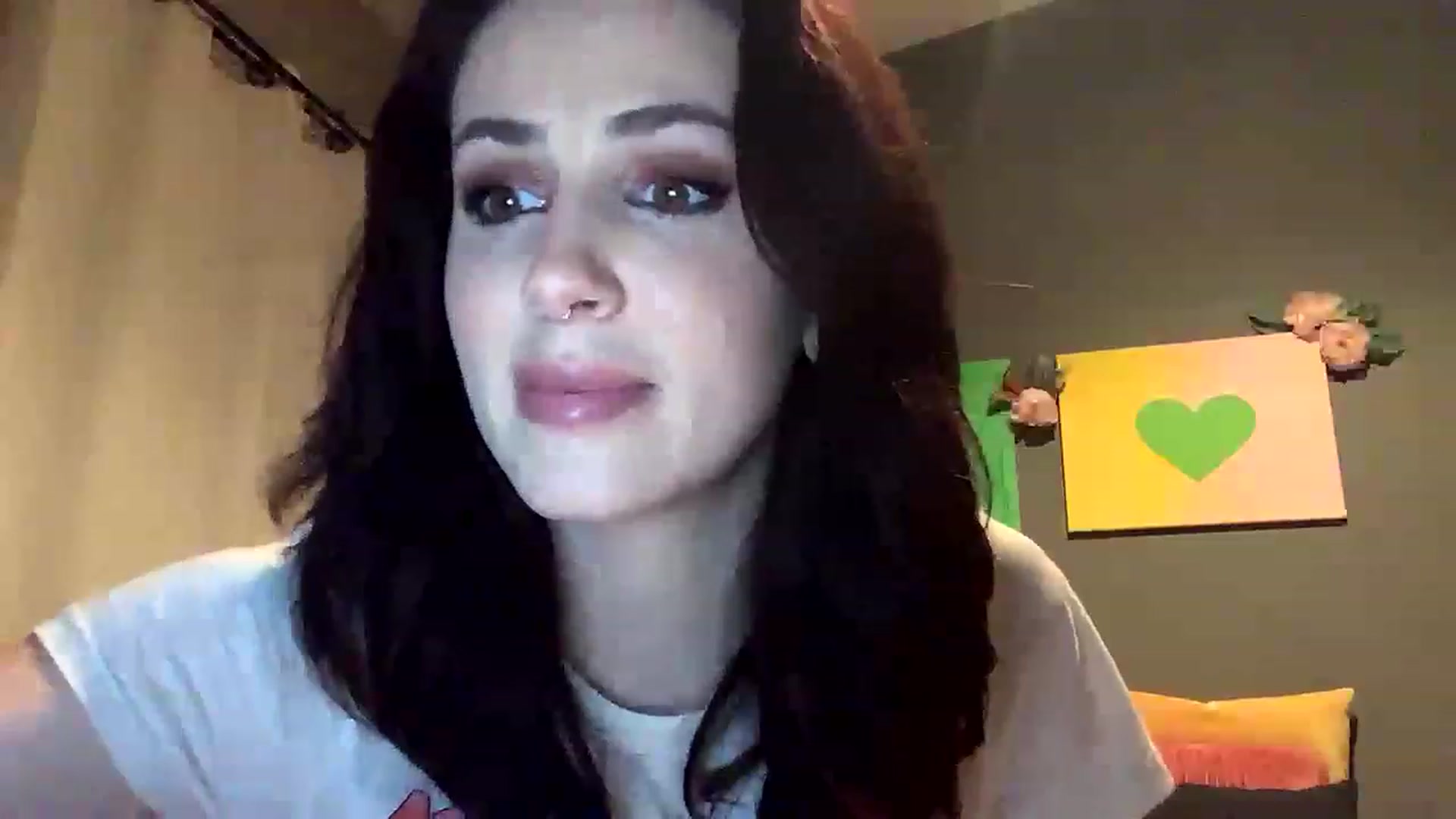 Gallery image thumbnail from Sarah_autumns's myfreecams stream on, 06/09/2023, 07:23 image 11 of 20