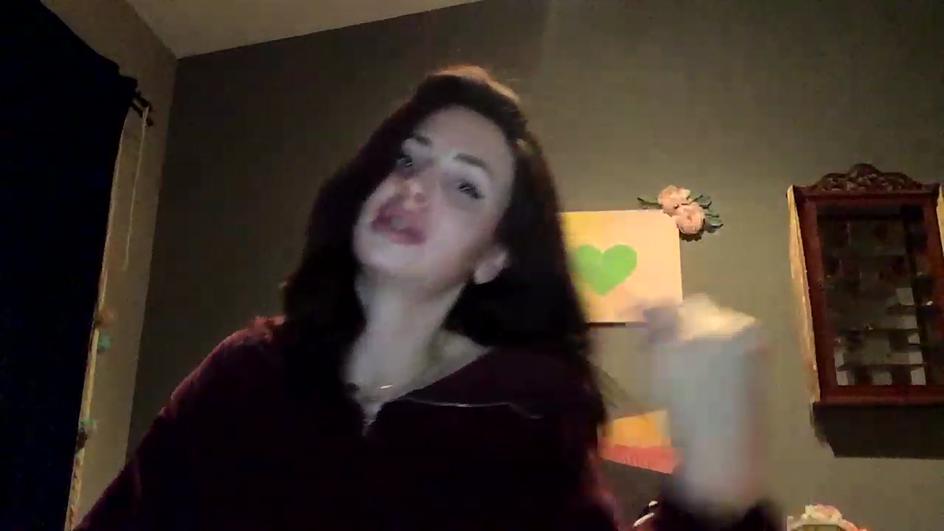 Gallery image thumbnail from Sarah_autumns's myfreecams stream on, 06/16/2023, 08:41 image 19 of 20