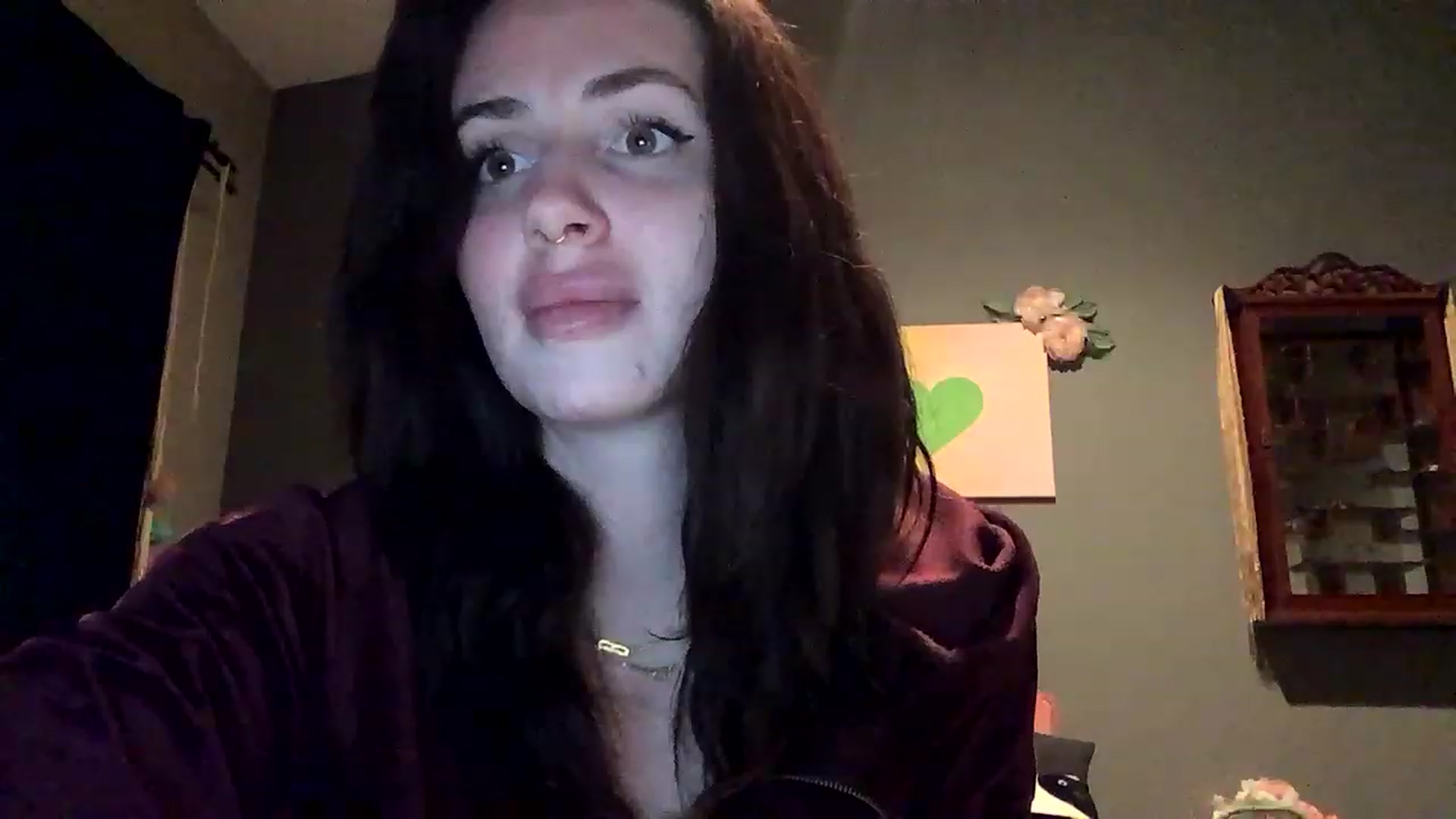 Gallery image thumbnail from Sarah_autumns's myfreecams stream on, 06/16/2023, 08:41 image 3 of 20