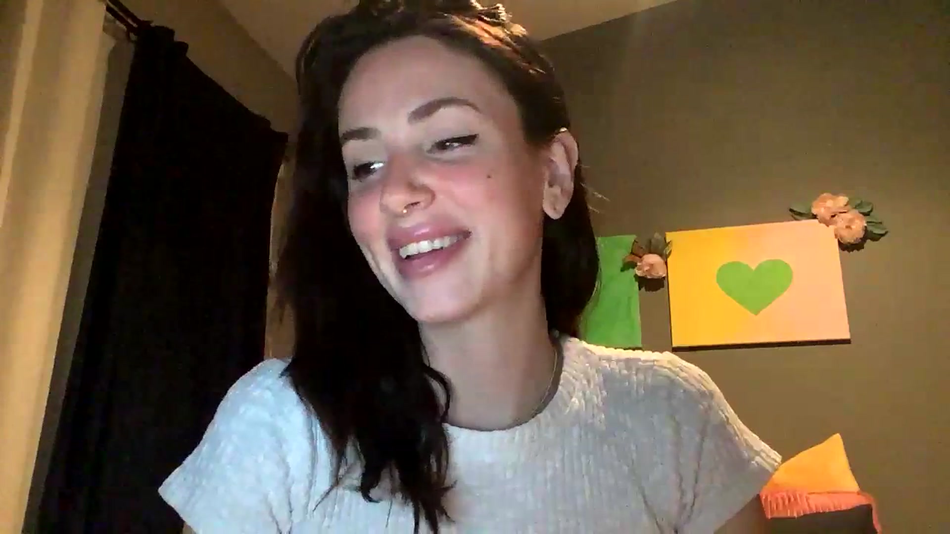 Gallery image thumbnail from Sarah_autumns's myfreecams stream on, 06/20/2023, 06:58 image 6 of 20