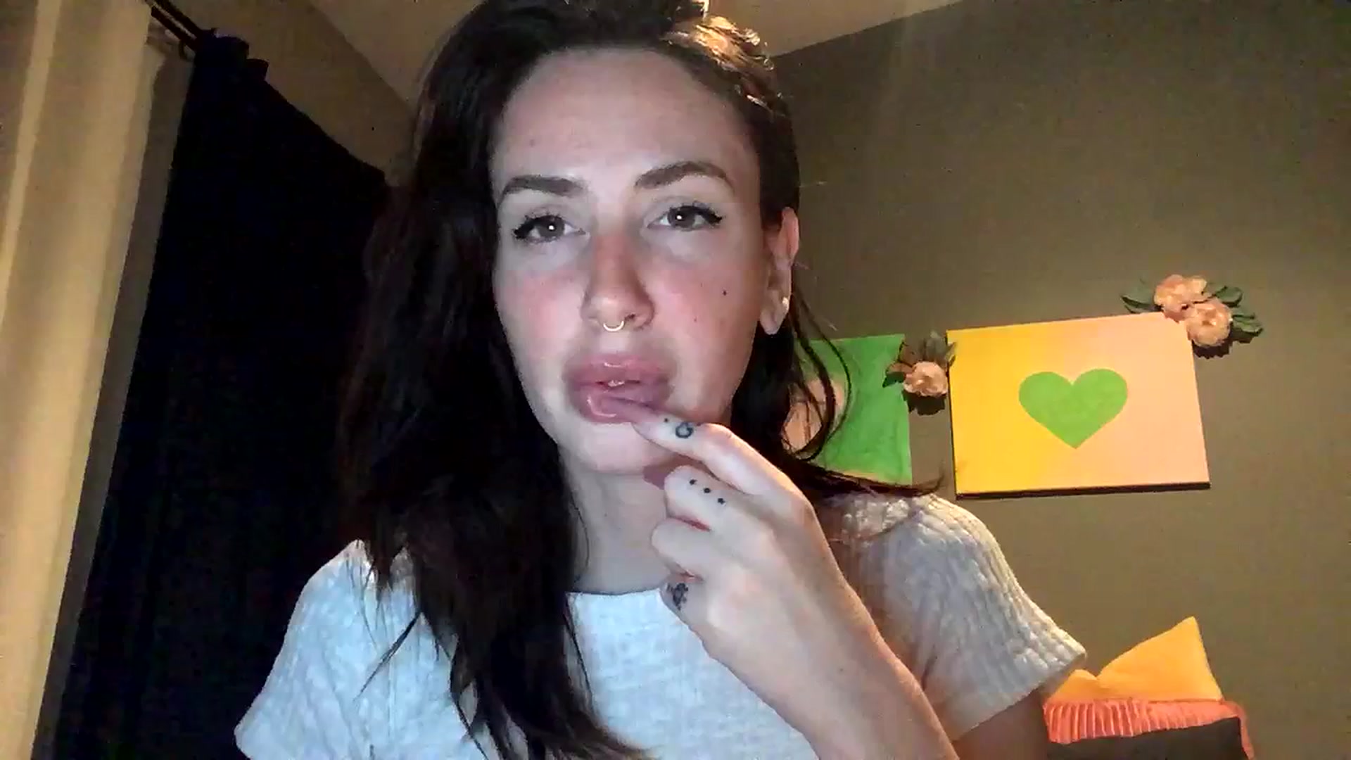 Gallery image thumbnail from Sarah_autumns's myfreecams stream on, 06/20/2023, 06:58 image 1 of 20