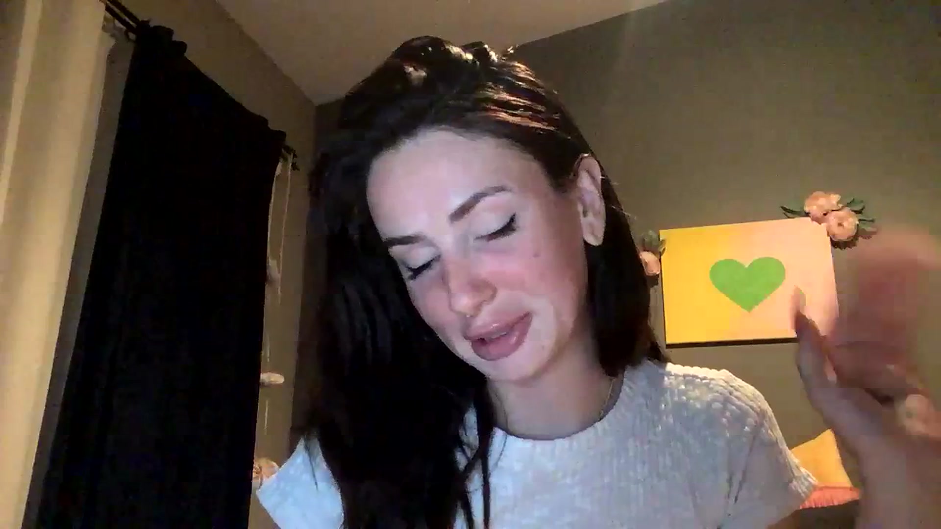 Gallery image thumbnail from Sarah_autumns's myfreecams stream on, 06/20/2023, 06:58 image 9 of 20