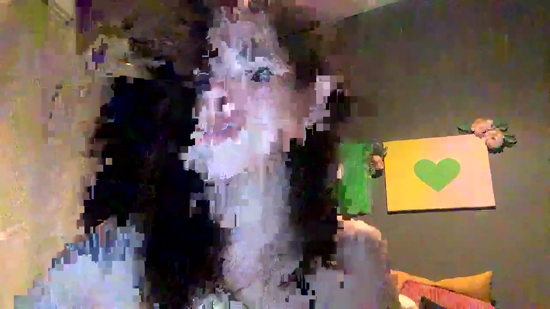 Gallery image thumbnail from Sarah_autumns's myfreecams stream on, 06/24/2023, 05:22 image 19 of 20