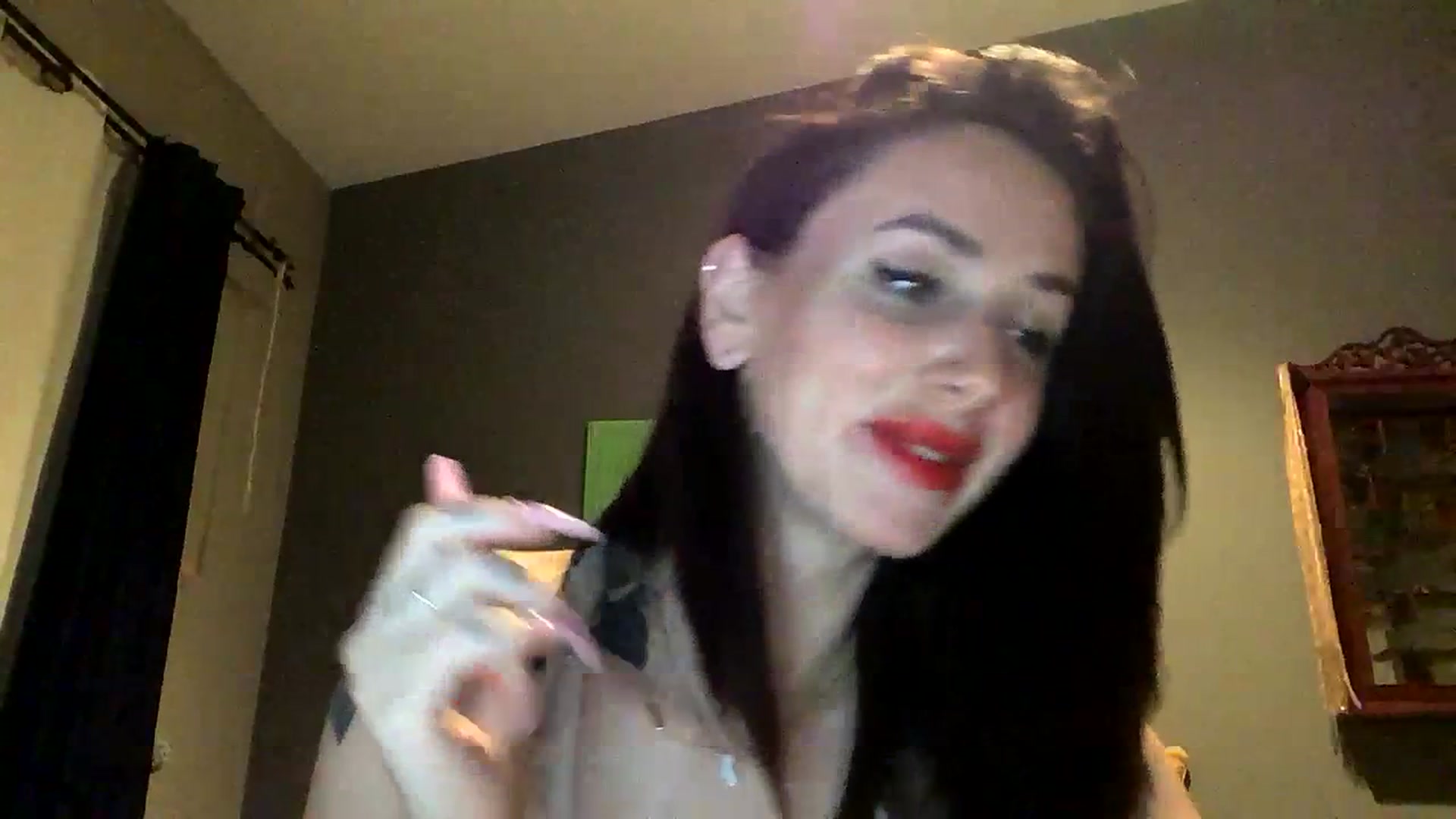 Gallery image thumbnail from Sarah_autumns's myfreecams stream on, 06/27/2023, 07:08 image 12 of 20