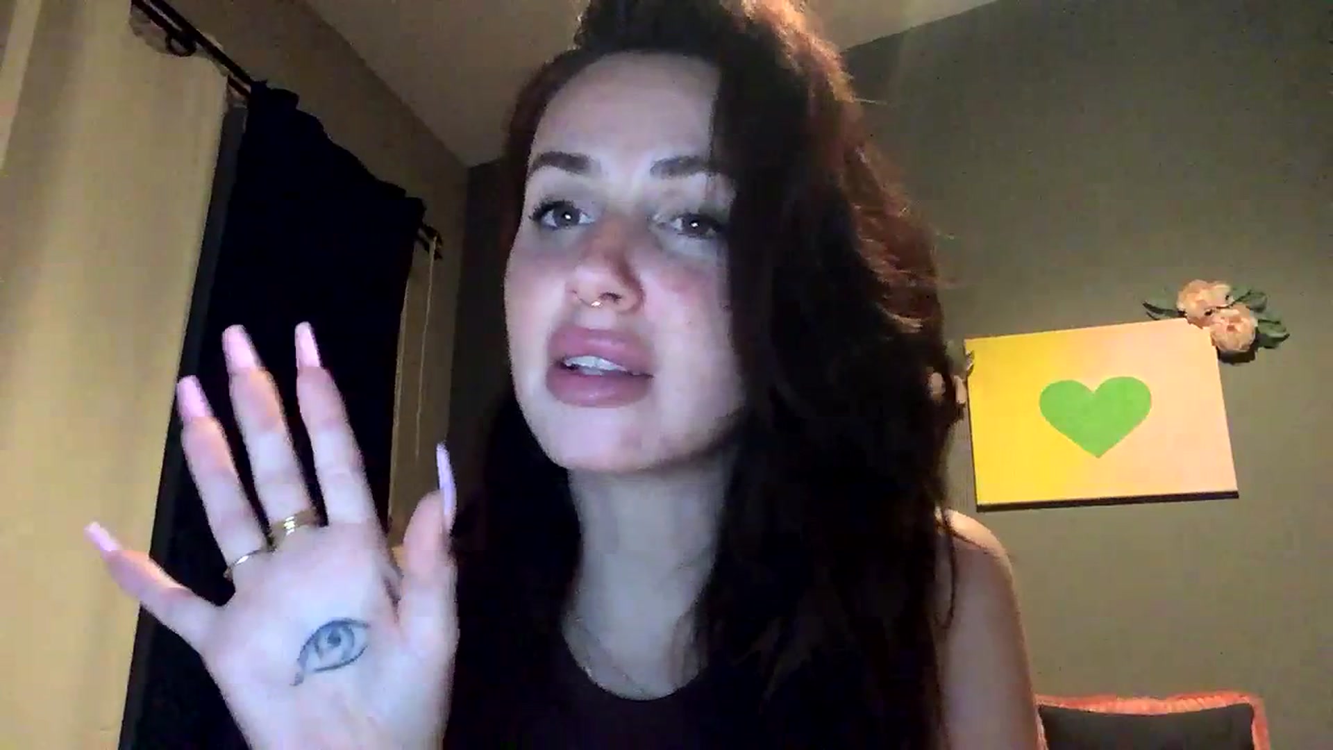 Gallery image thumbnail from Sarah_autumns's myfreecams stream on, 06/30/2023, 10:04 image 18 of 20