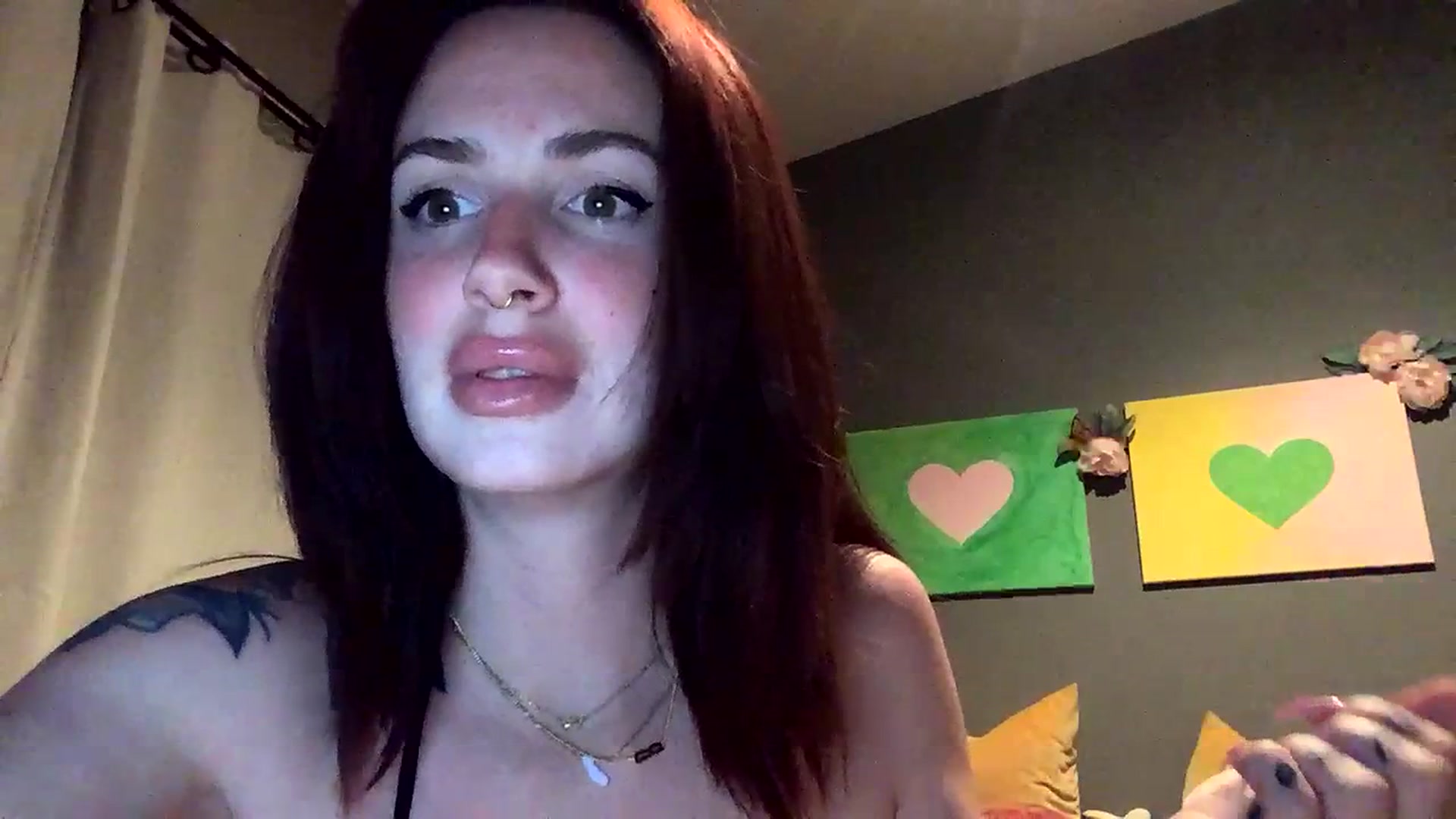 Gallery image thumbnail from Sarah_autumns's myfreecams stream on, 07/07/2023, 06:53 image 15 of 20