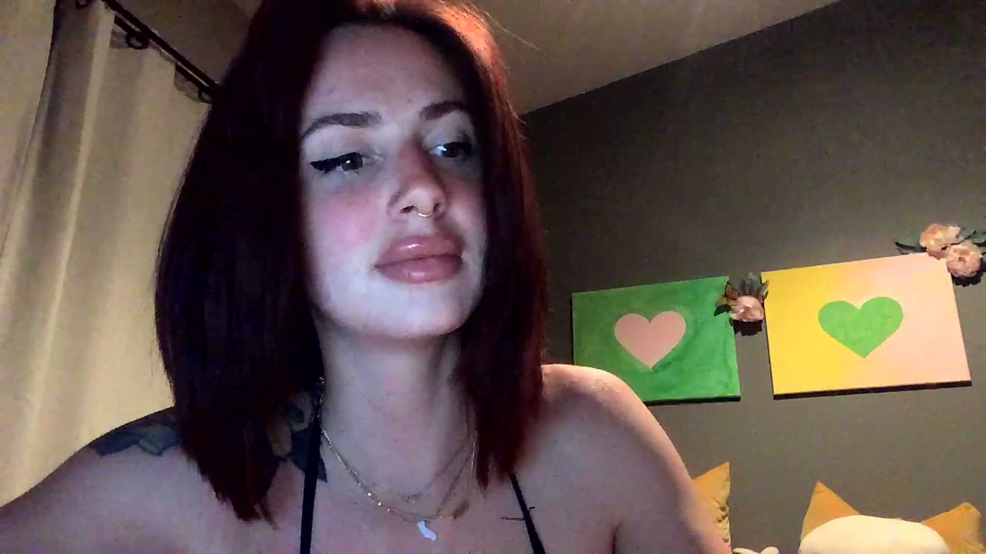 Gallery image thumbnail from Sarah_autumns's myfreecams stream on, 07/07/2023, 06:53 image 1 of 20