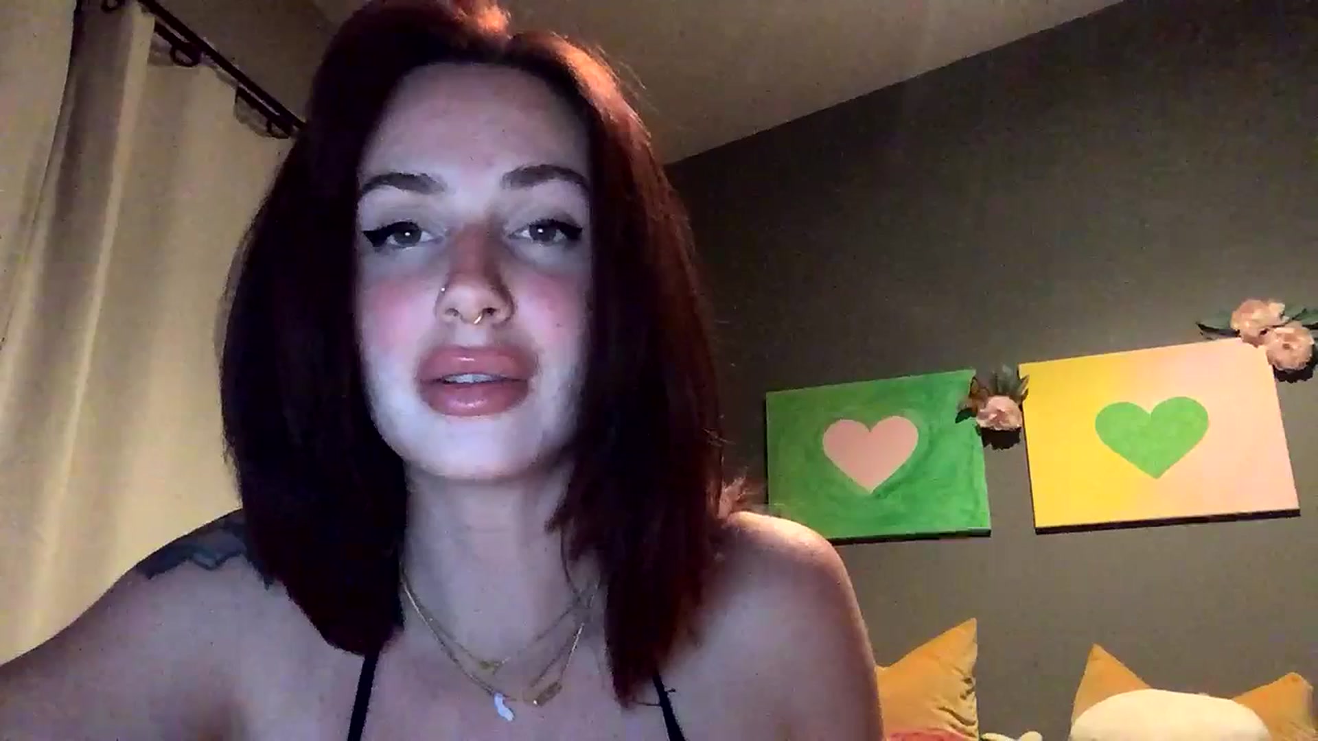 Gallery image thumbnail from Sarah_autumns's myfreecams stream on, 07/07/2023, 06:53 image 18 of 20