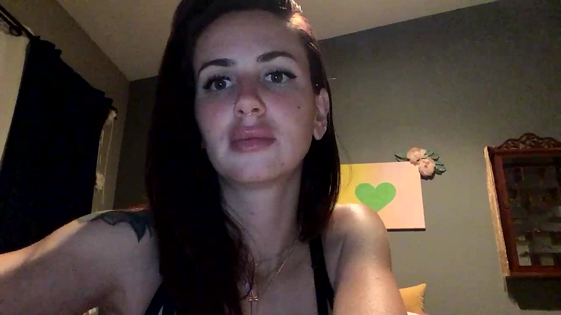 Gallery image thumbnail from Sarah_autumns's myfreecams stream on, 07/14/2023, 10:01 image 3 of 20