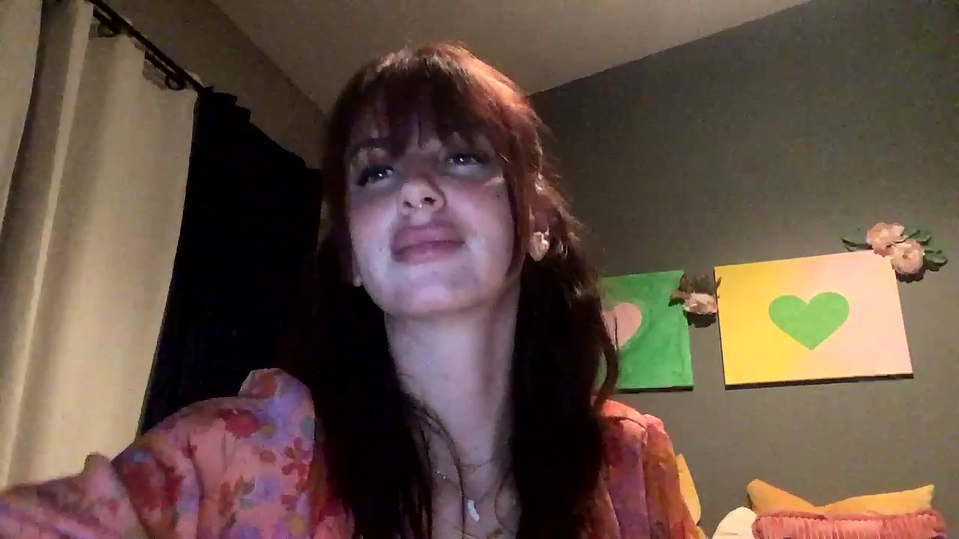 Gallery image thumbnail from Sarah_autumns's myfreecams stream on, 07/16/2023, 08:07 image 1 of 20