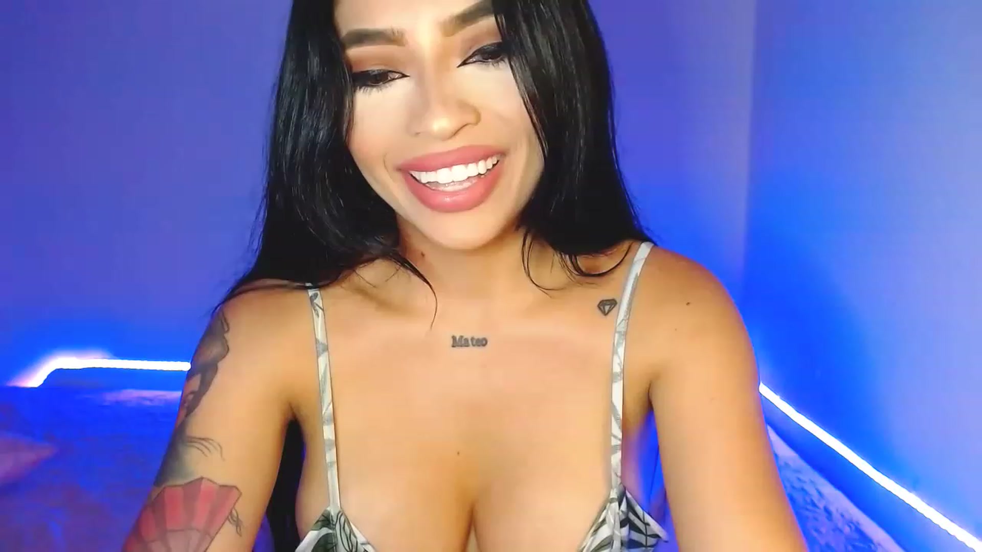 Gallery image thumbnail from Sarahmeyer's myfreecams stream on, 11/15/2022, 05:07 image 6 of 20