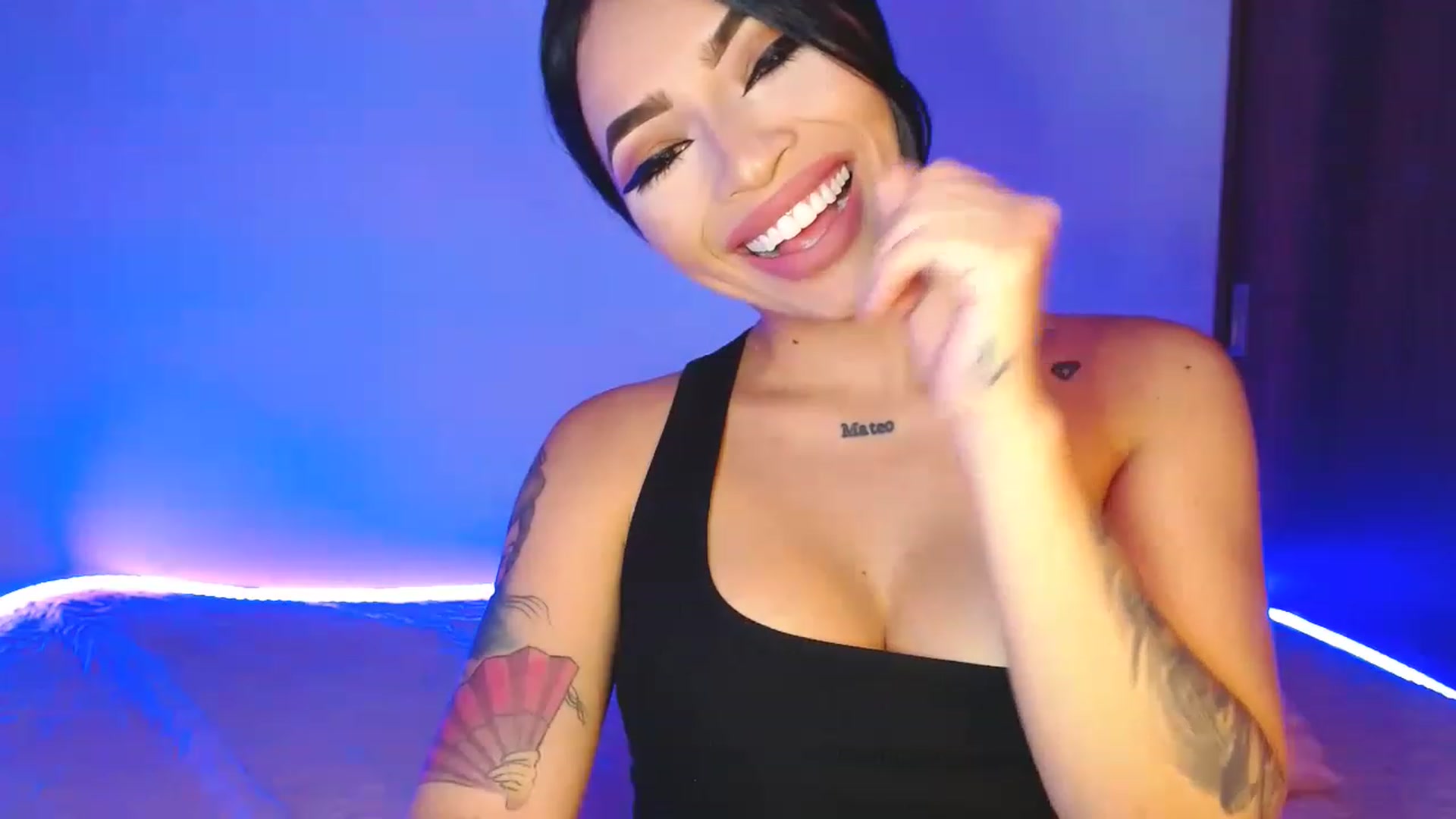 Gallery image thumbnail from Sarahmeyer's myfreecams stream on, 11/27/2022, 03:13 image 6 of 20
