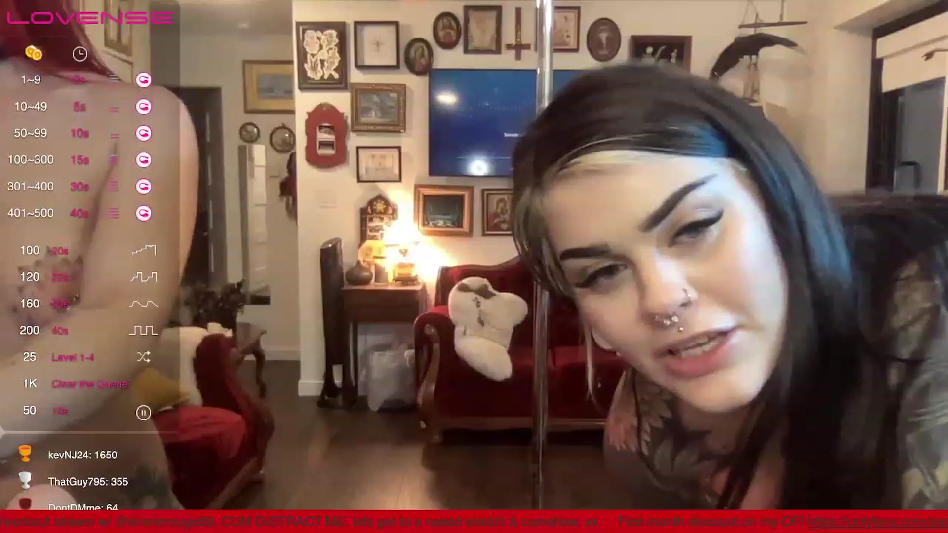 Gallery image thumbnail from Sarahmoonsg's myfreecams stream on, 11/23/2022, 01:42 image 8 of 20