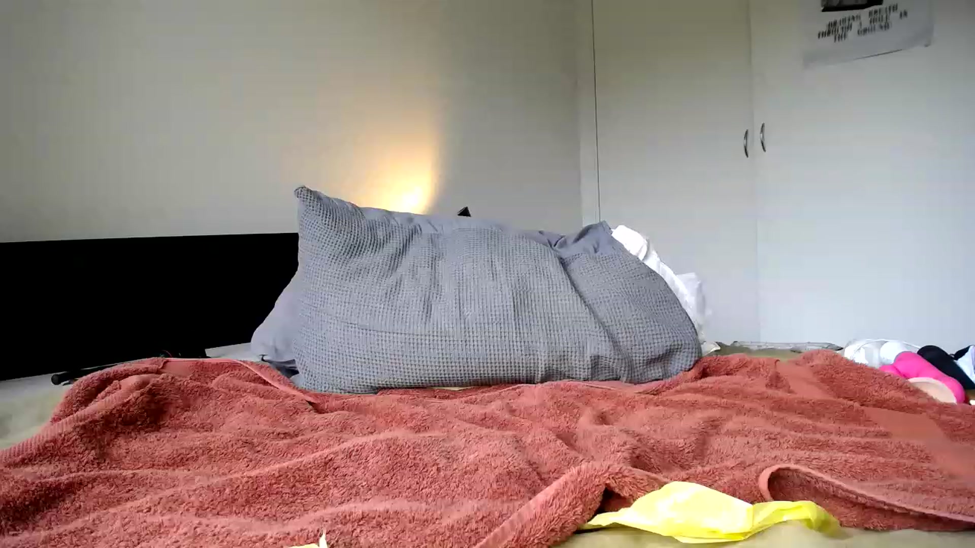 Gallery image thumbnail from Sarahmoonsg's myfreecams stream on, 02/28/2023, 05:34 image 19 of 20