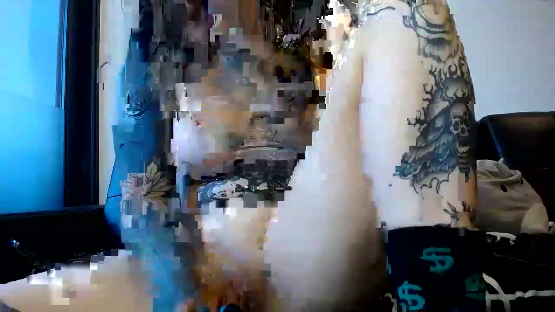 Gallery image thumbnail from Sarahmoonsg's myfreecams stream on, 03/10/2023, 07:29 image 3 of 20