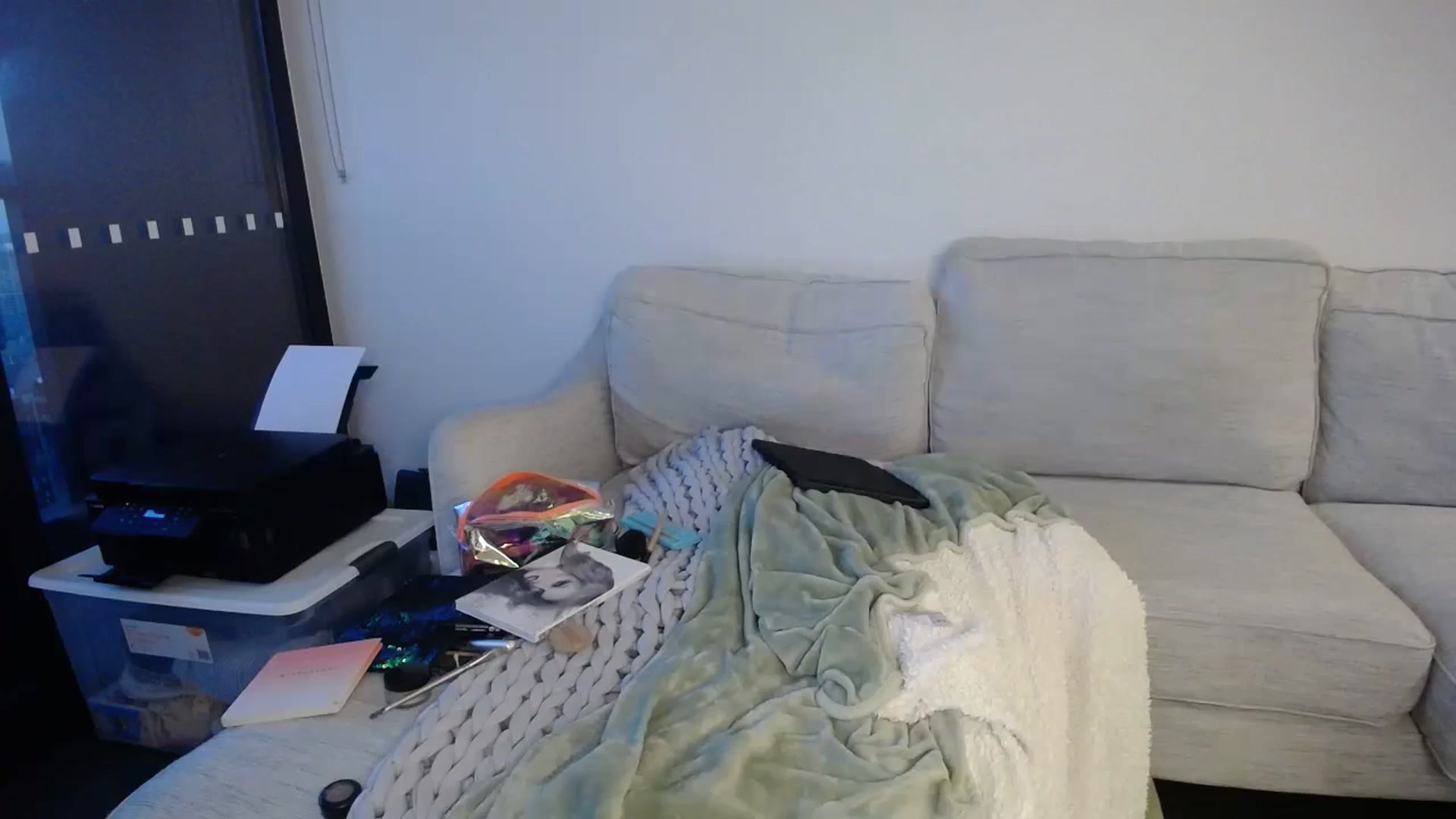 Gallery image thumbnail from Sarahmoonsg's myfreecams stream on, 10/28/2023, 09:04 image 16 of 20