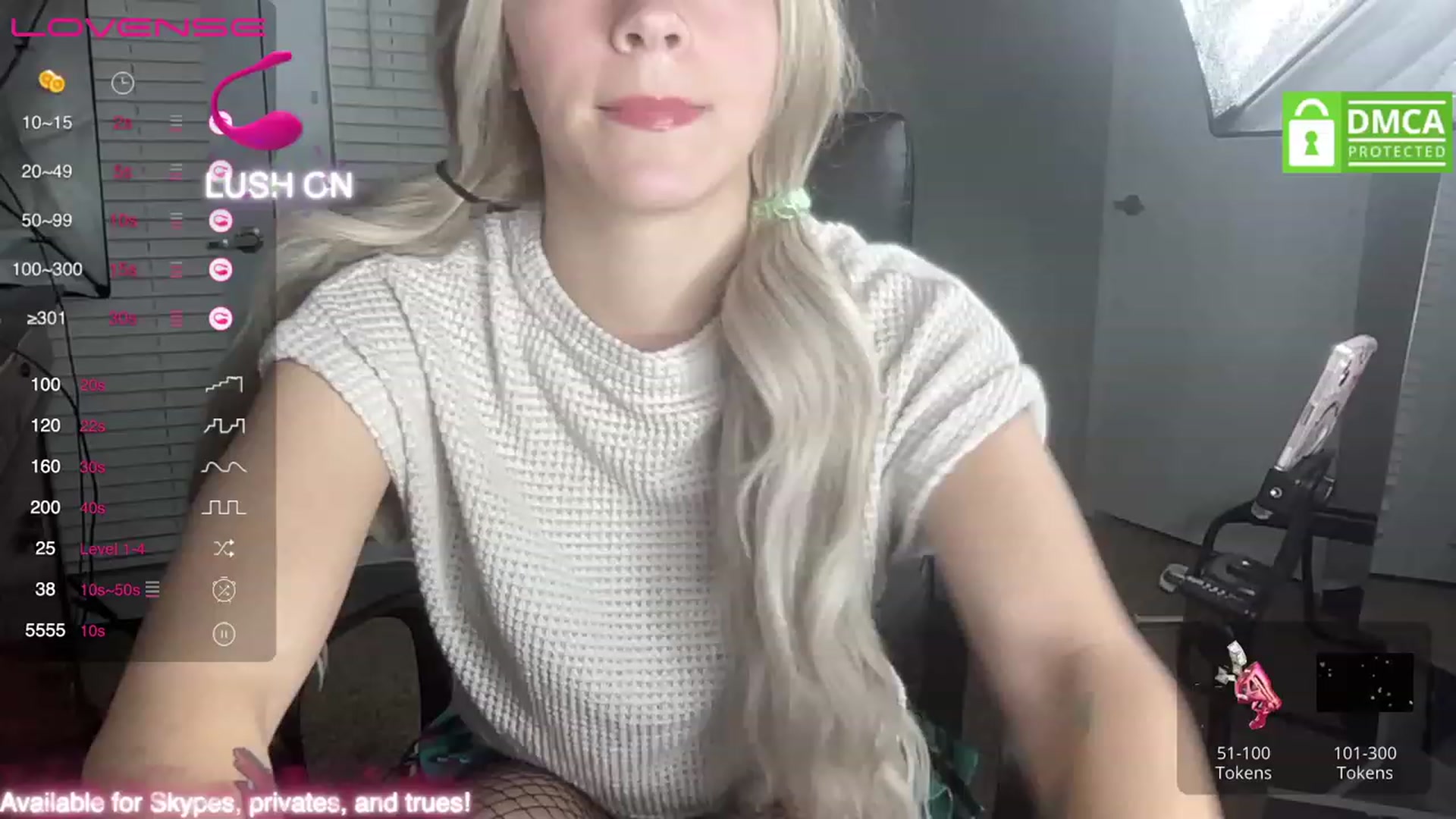 Gallery image thumbnail from Sarahsweets18's myfreecams stream on, 08/15/2023, 04:58 image 19 of 20