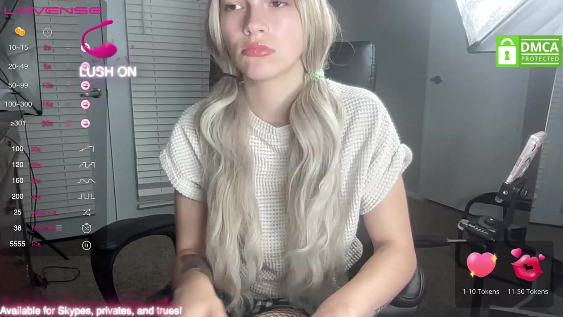 Gallery image thumbnail from Sarahsweets18's myfreecams stream on, 08/15/2023, 04:58 image 15 of 20