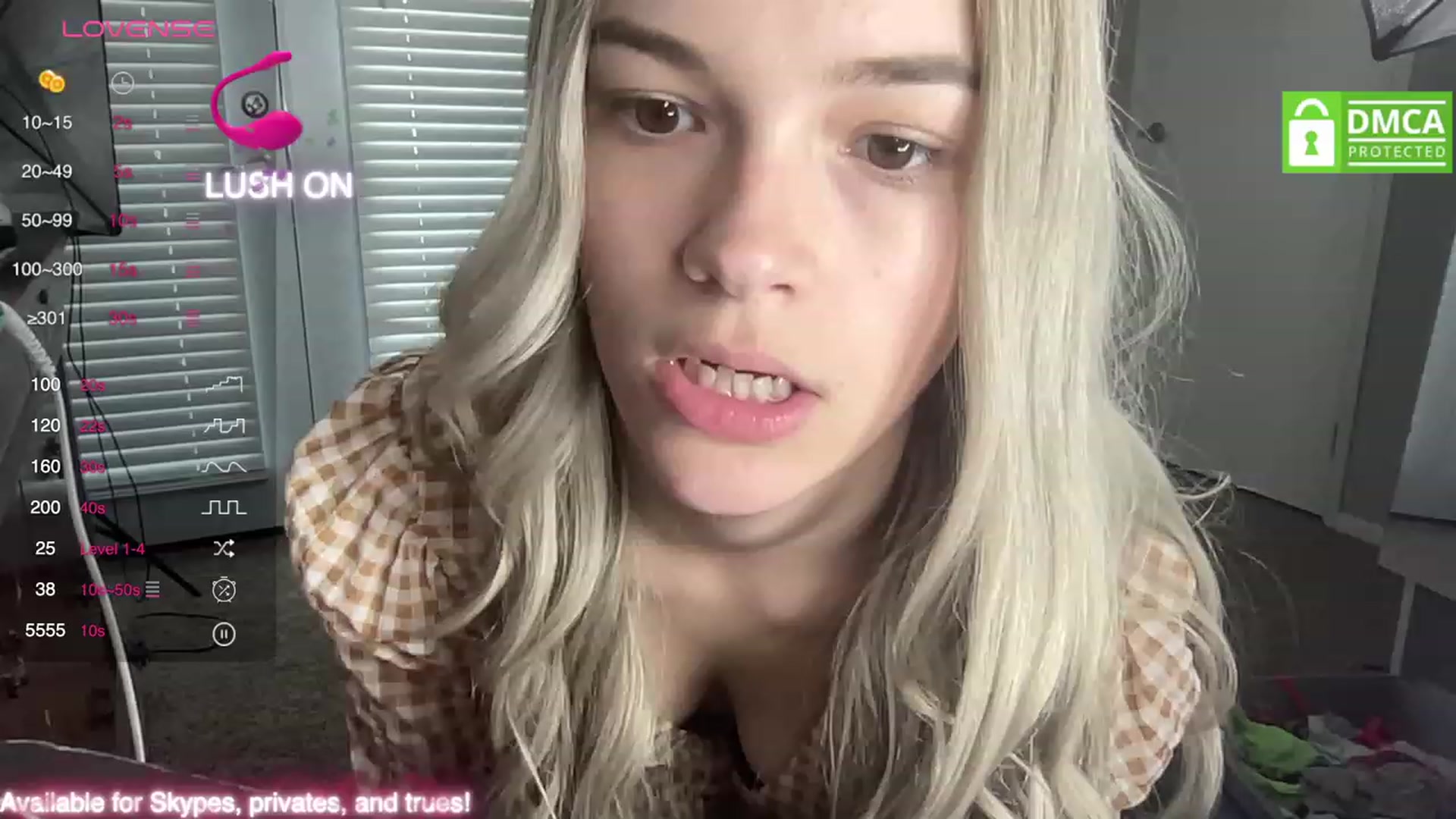 Gallery image thumbnail from Sarahsweets18's myfreecams stream on, 08/21/2023, 19:12 image 19 of 20
