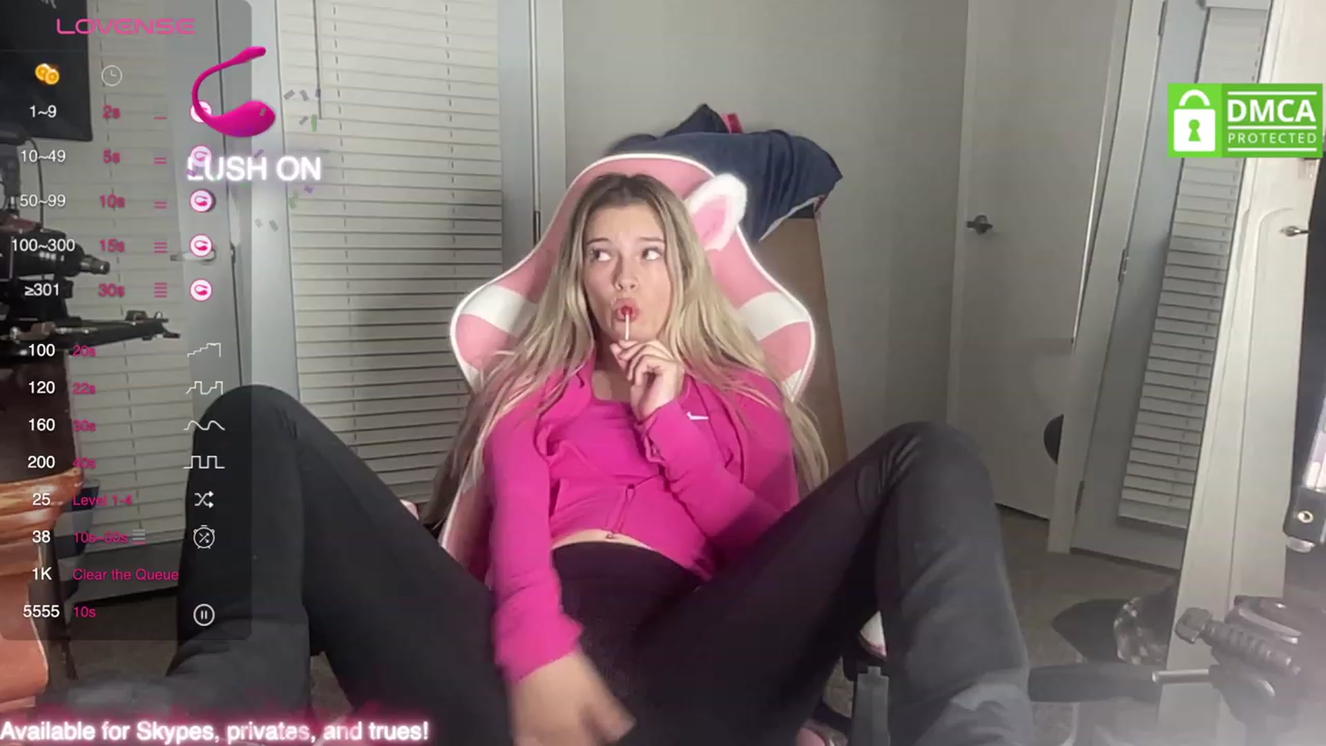 Gallery image thumbnail from Sarahsweets18's myfreecams stream on, 09/17/2023, 04:29 image 13 of 20