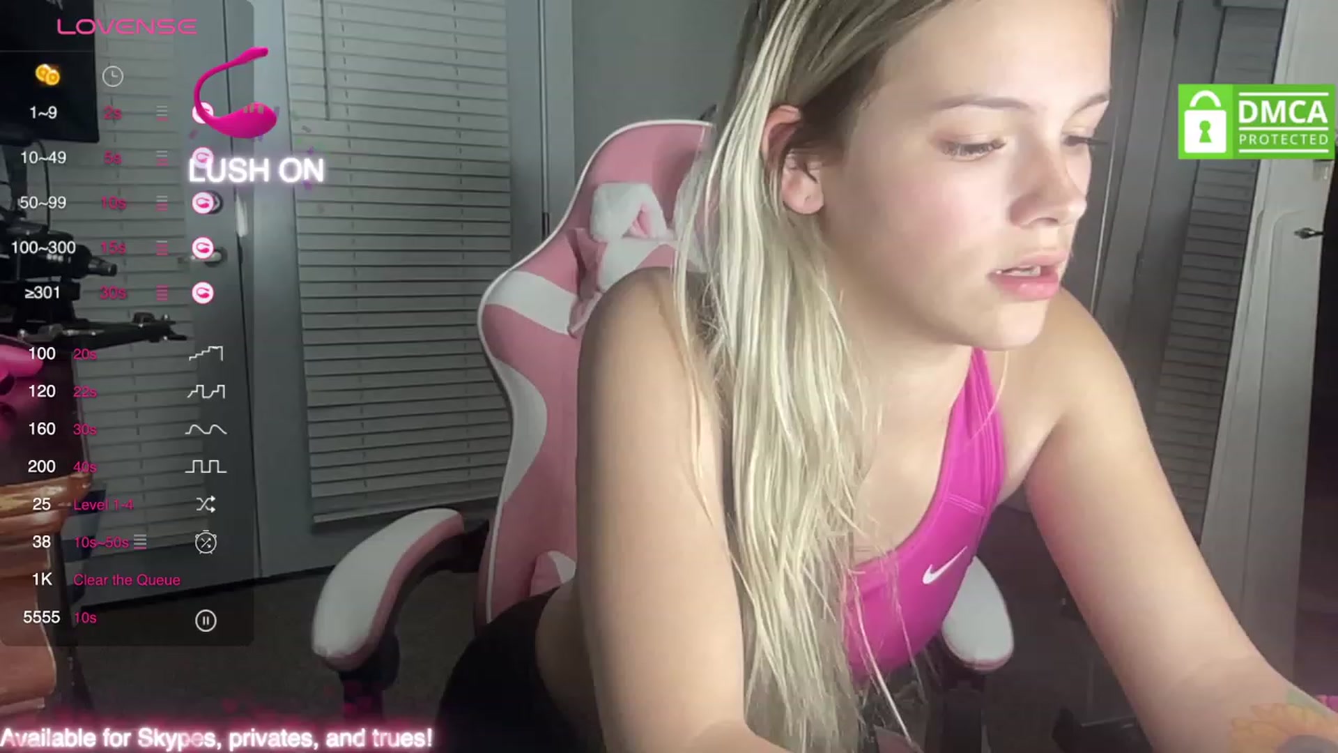 Gallery image thumbnail from Sarahsweets18's myfreecams stream on, 09/17/2023, 05:44 image 13 of 20