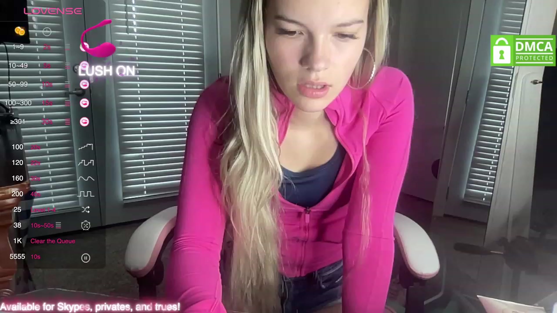 Gallery image thumbnail from Sarahsweets18's myfreecams stream on, 09/17/2023, 18:39 image 3 of 20