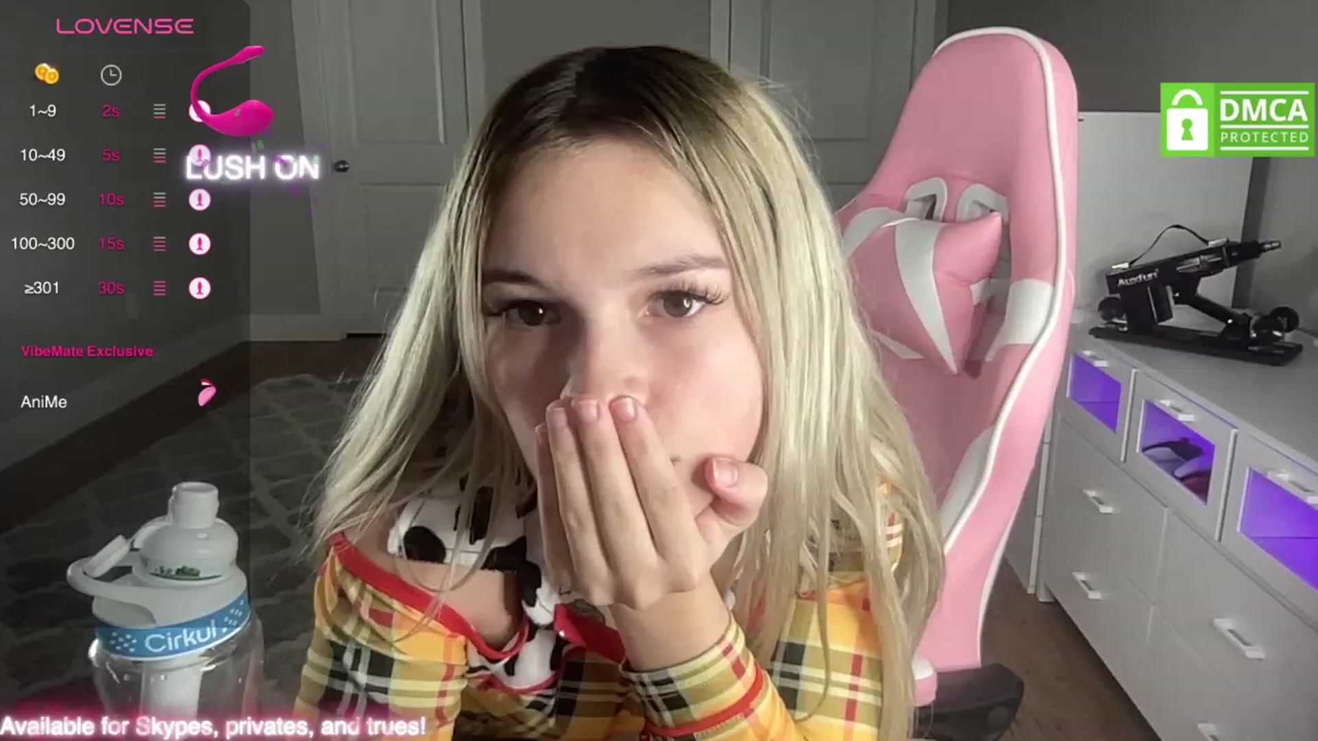 Gallery image thumbnail from Sarahsweets18's myfreecams stream on, 10/01/2023, 03:05 image 13 of 20