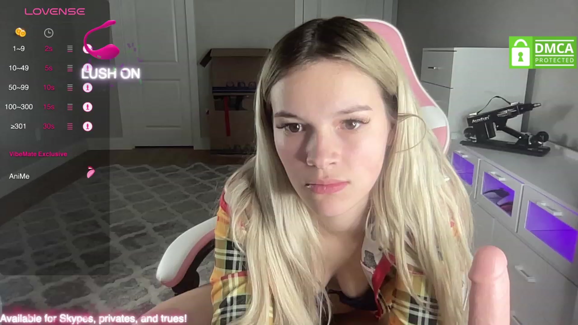 Gallery image thumbnail from Sarahsweets18's myfreecams stream on, 10/01/2023, 05:21 image 1 of 20