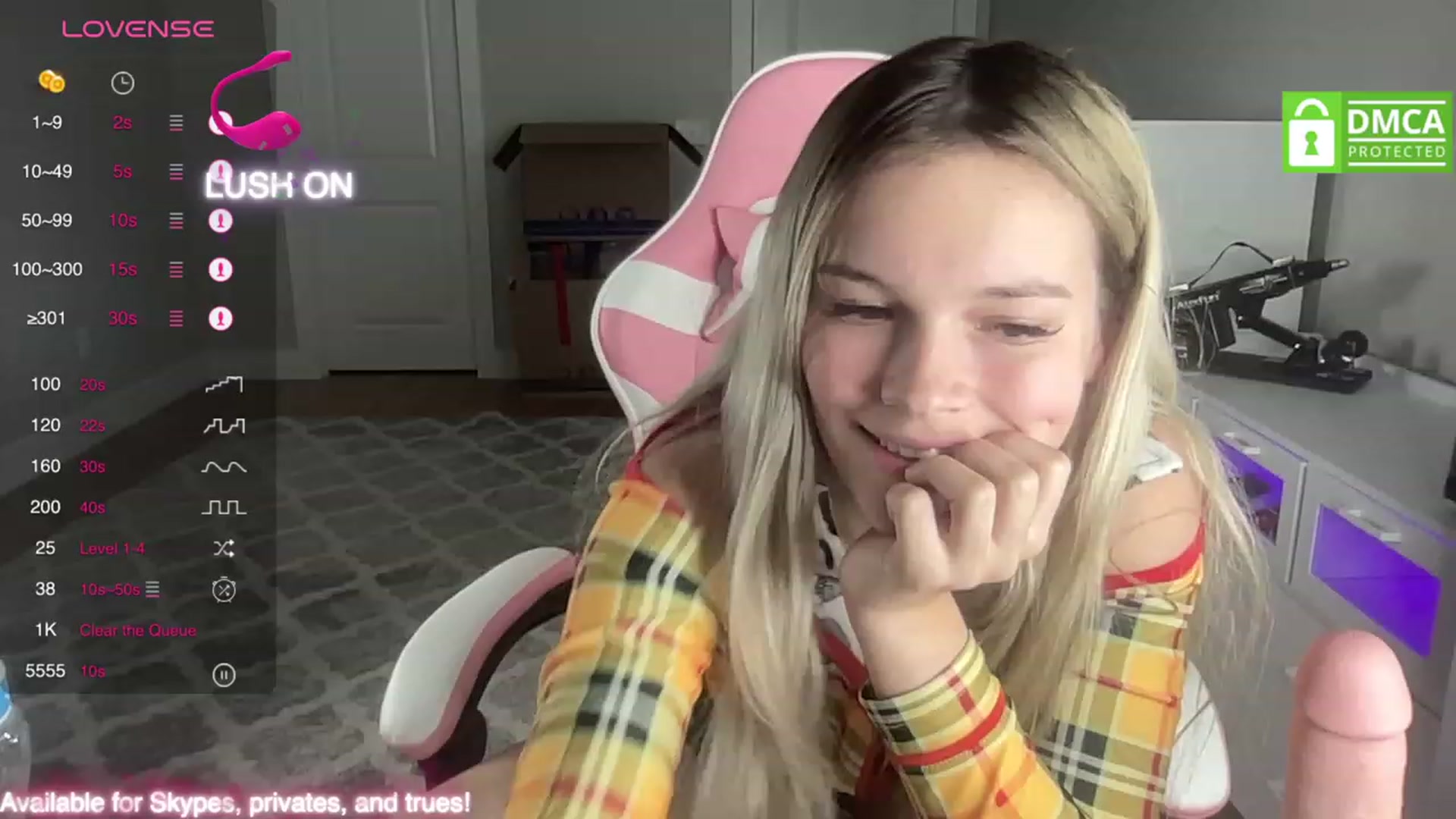 Gallery image thumbnail from Sarahsweets18's myfreecams stream on, 10/01/2023, 05:21 image 6 of 20