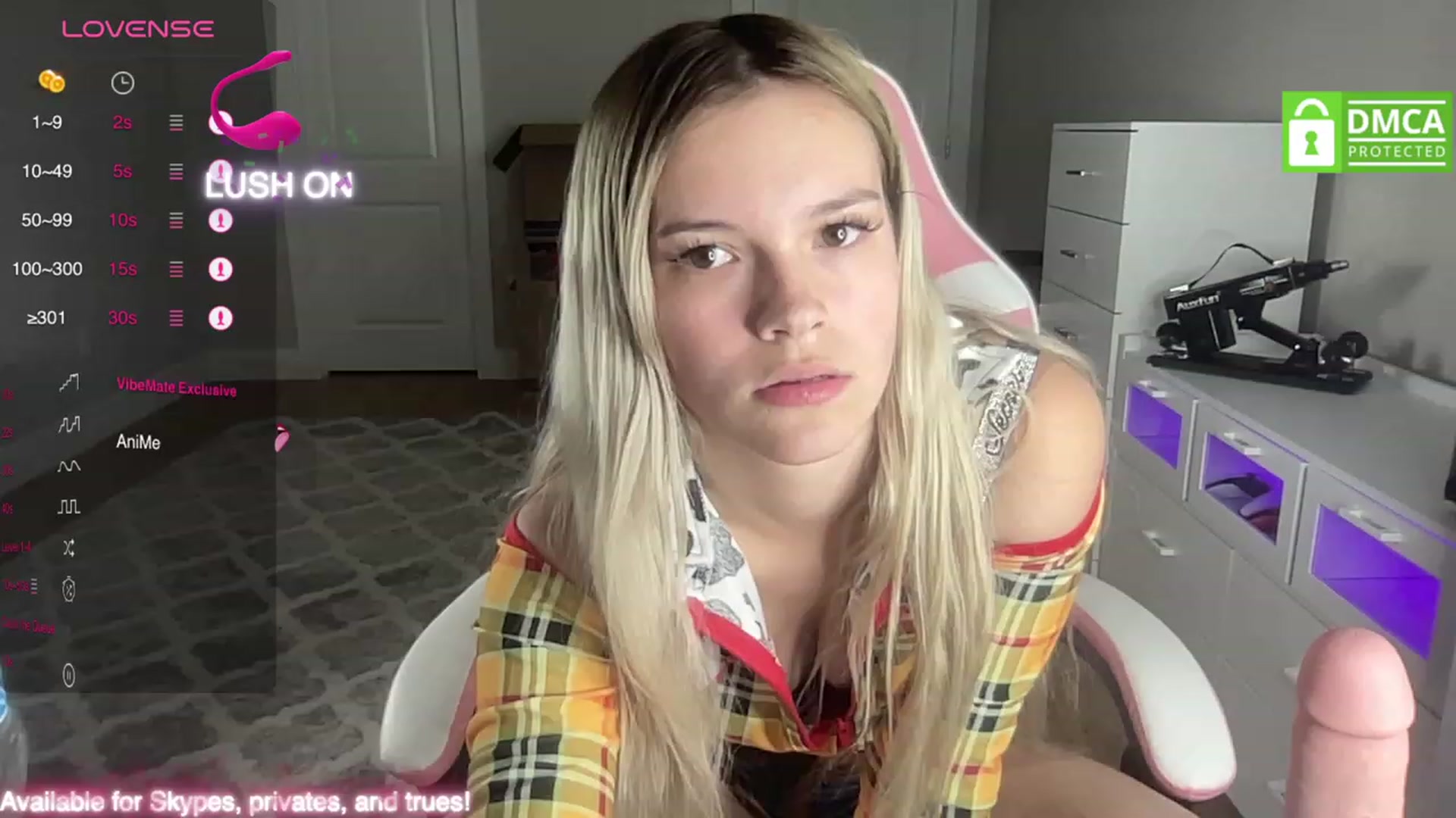 Gallery image thumbnail from Sarahsweets18's myfreecams stream on, 10/01/2023, 05:21 image 5 of 20