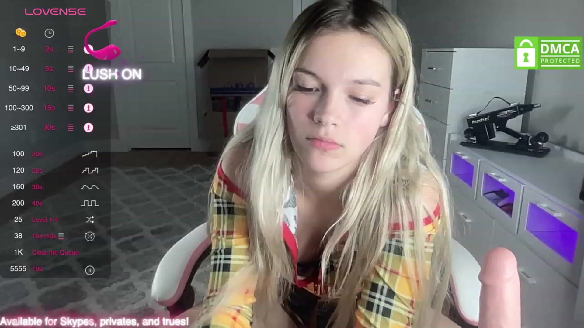Gallery image thumbnail from Sarahsweets18's myfreecams stream on, 10/01/2023, 05:21 image 3 of 20