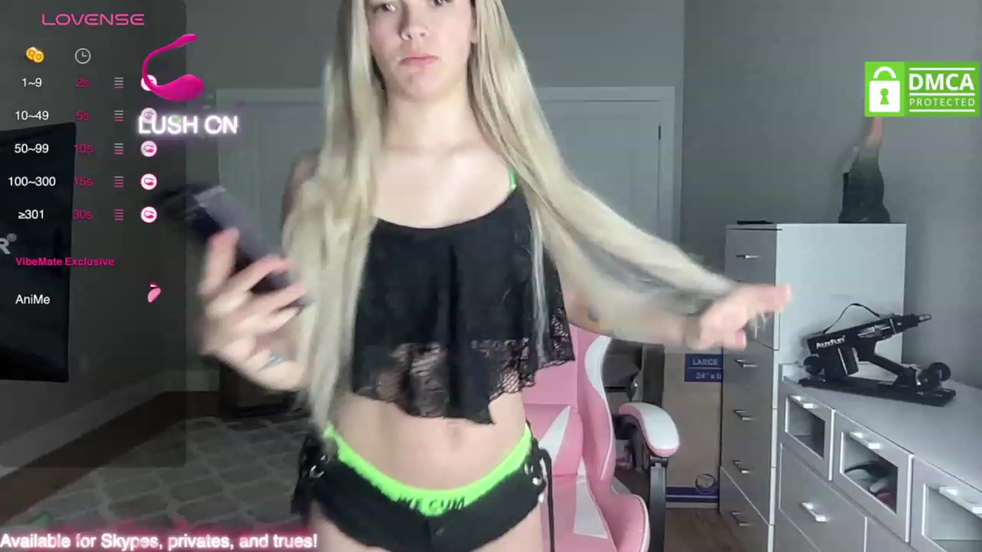 Gallery image thumbnail from Sarahsweets18's myfreecams stream on, 10/04/2023, 04:48 image 1 of 20