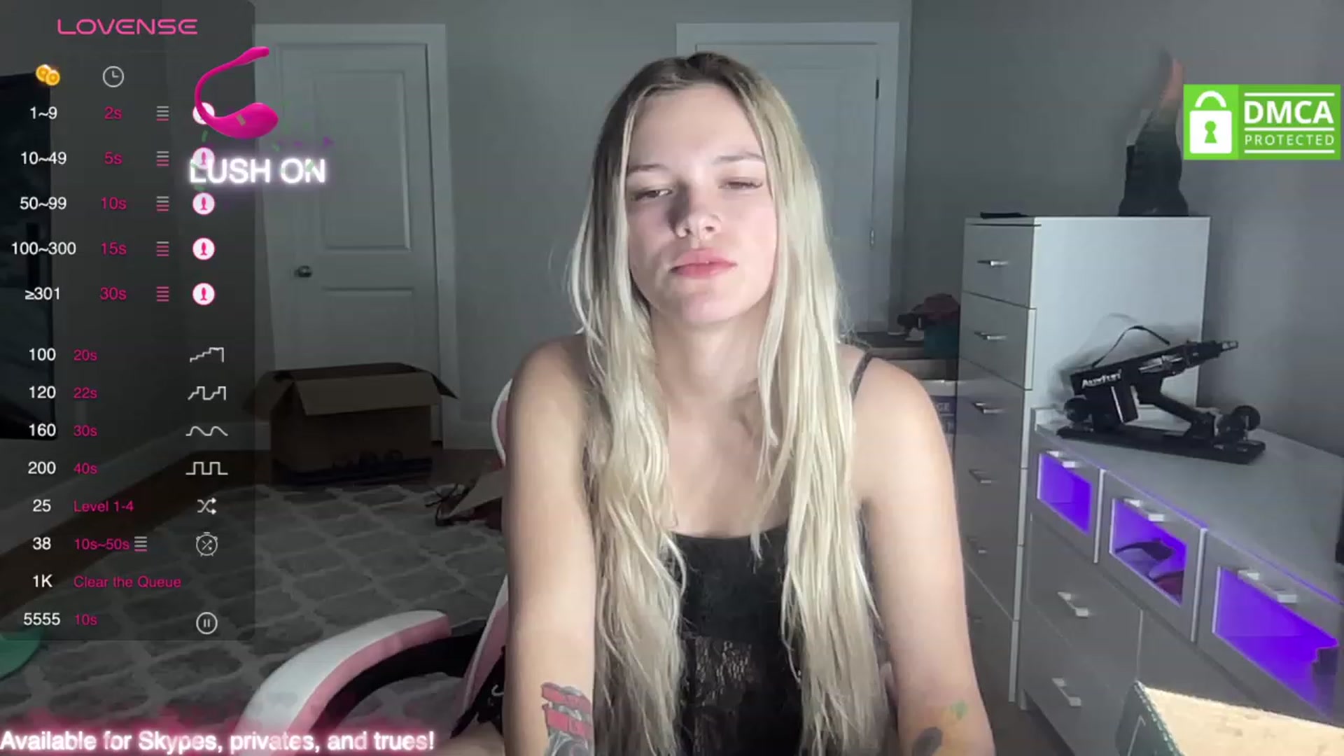 Gallery image thumbnail from Sarahsweets18's myfreecams stream on, 10/04/2023, 06:05 image 7 of 20